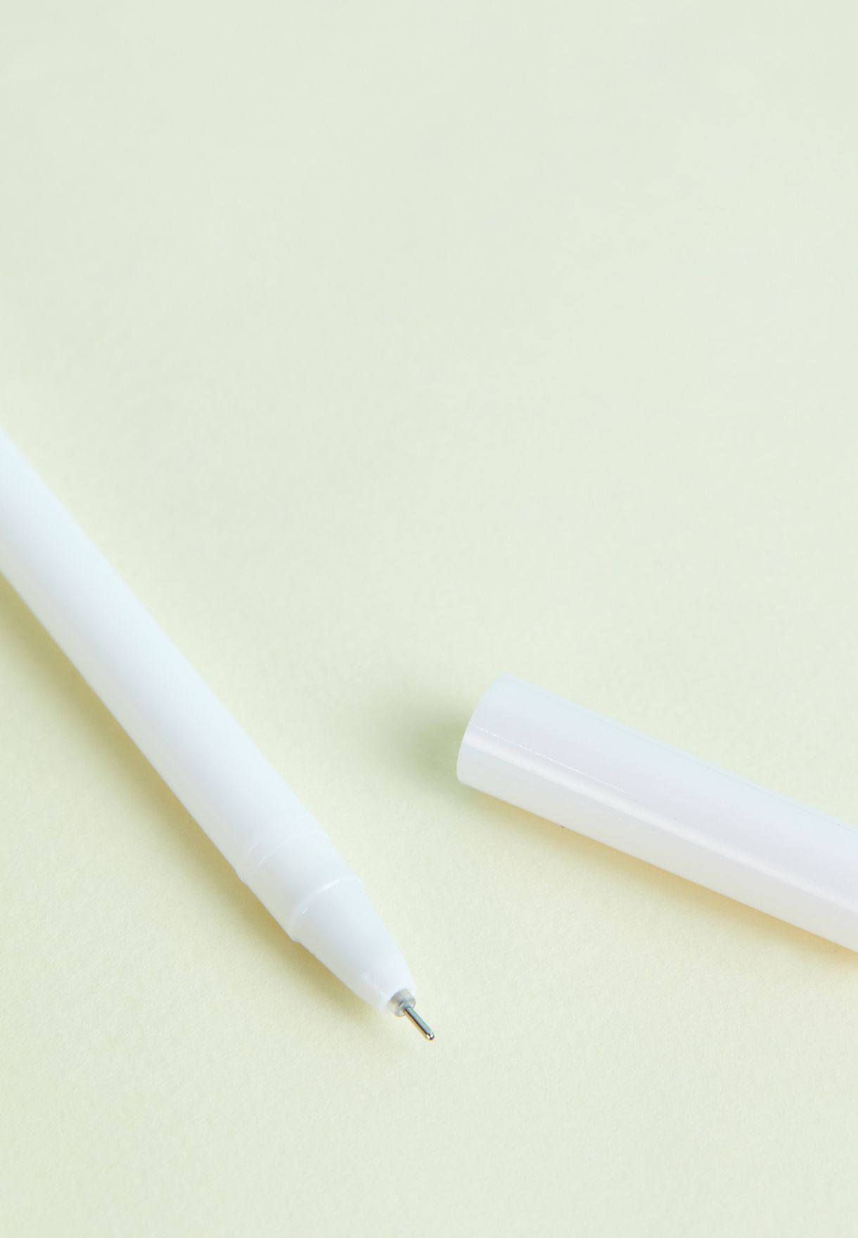 قلم حبر مزين بشكل قلامينغو