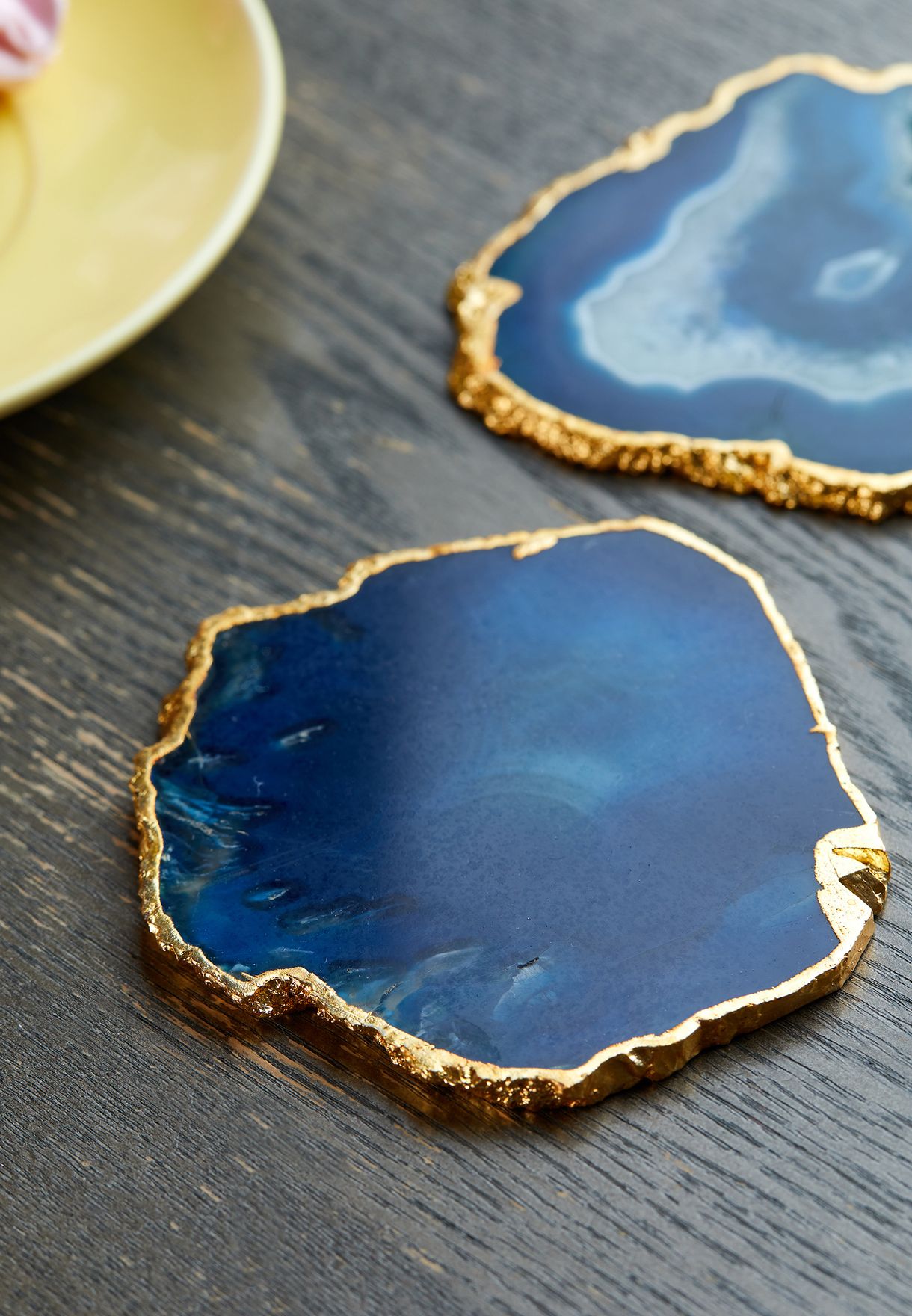 Set Of 2 Agate Coasters With Gold Details