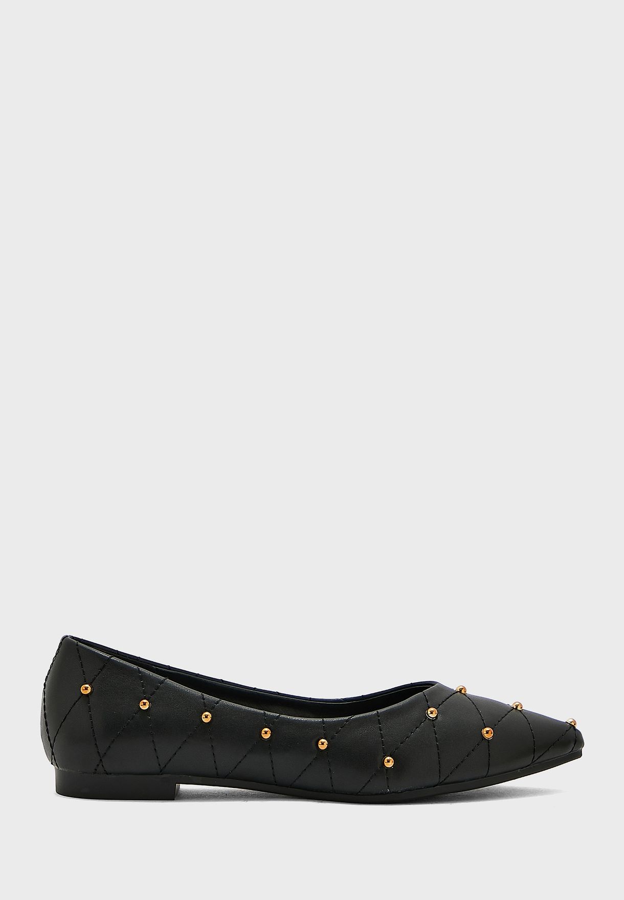 Quilted Stud Pointed Flat Shoes