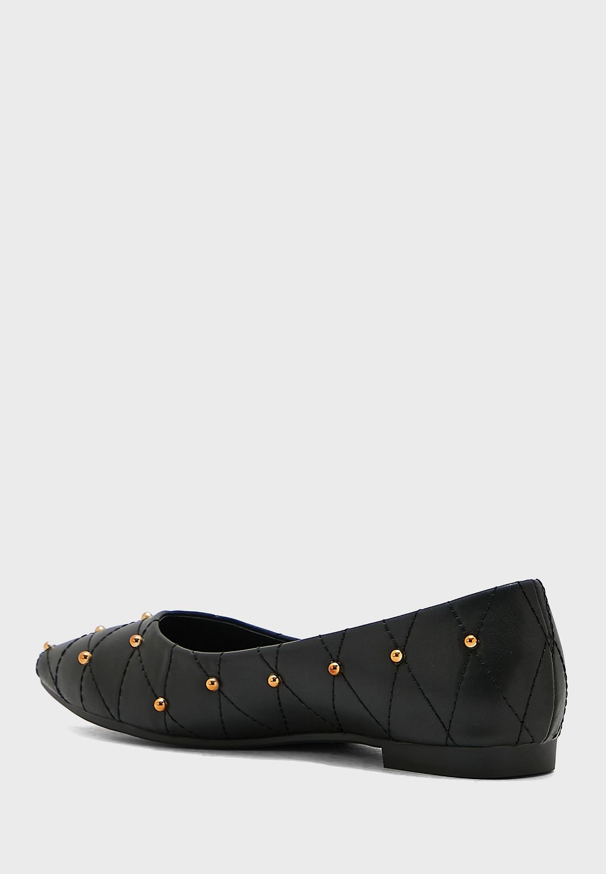 Quilted Stud Pointed Flat Shoes 