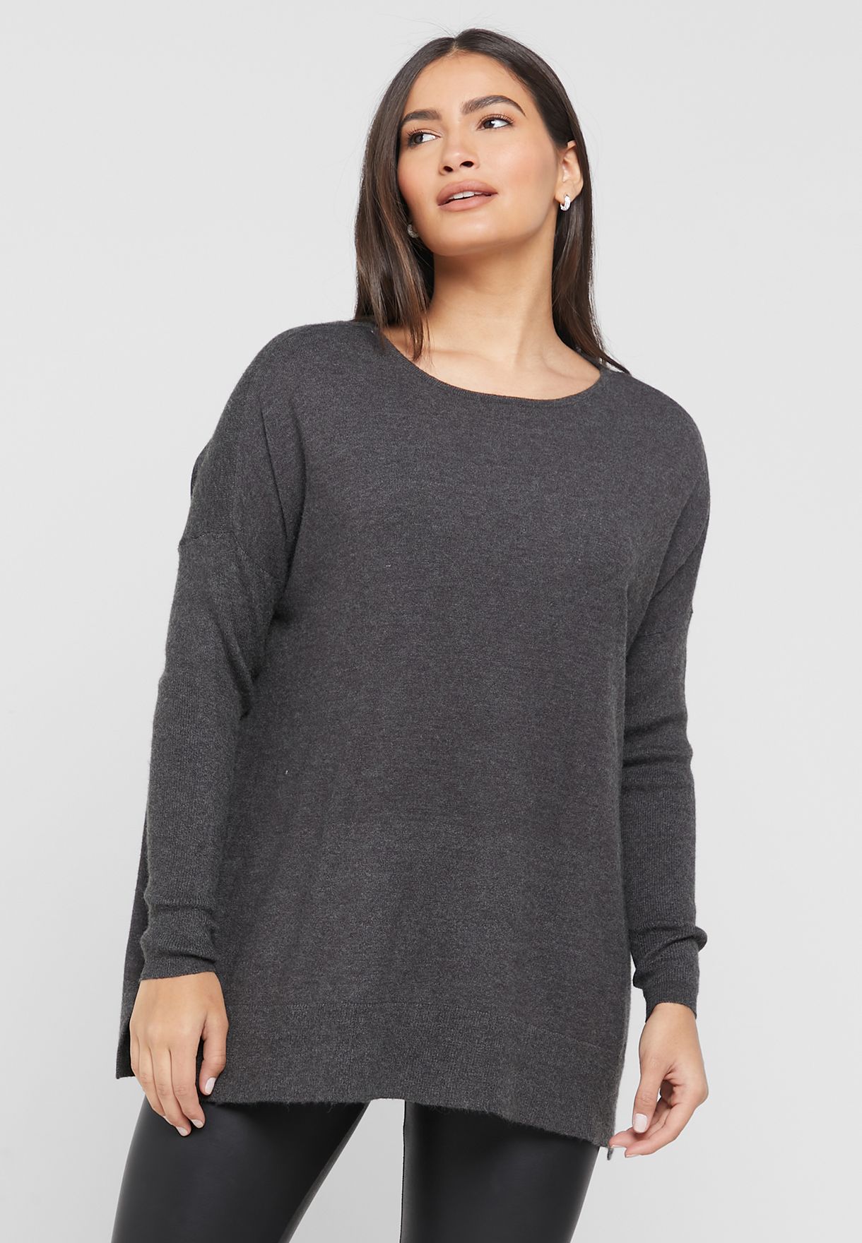 Round Neck Knitted Sweater