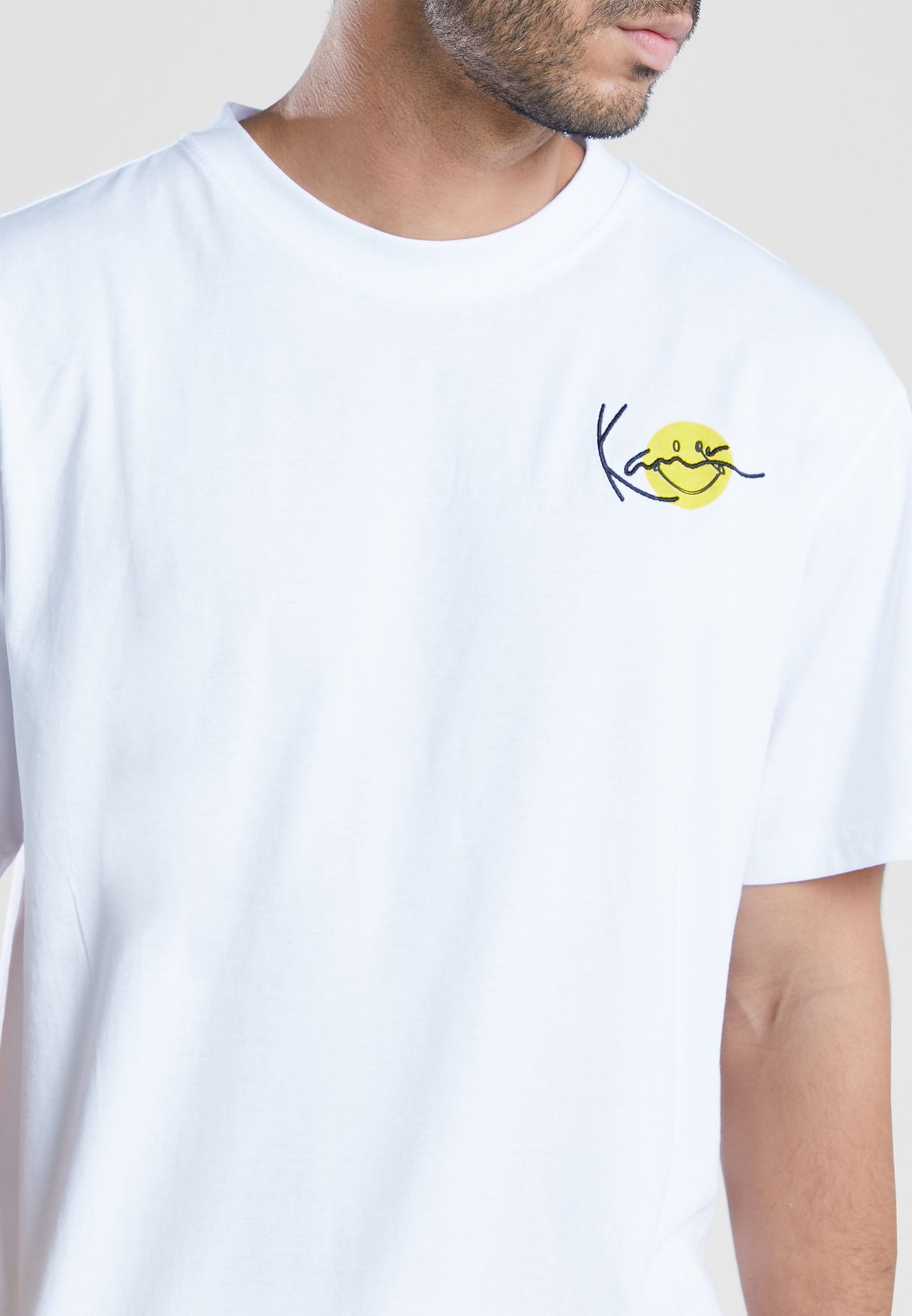 Chest Signature Smiley Print T-Shirt