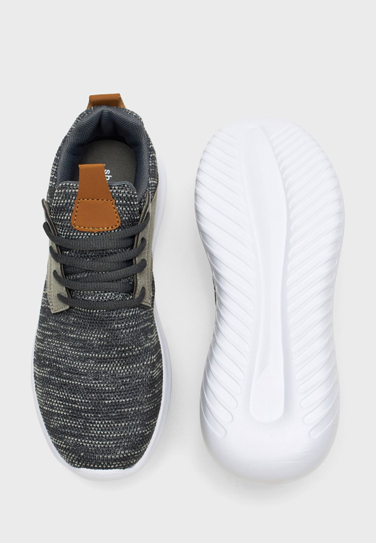 Aw22-Ma-Md-03 Low Top Sneakers