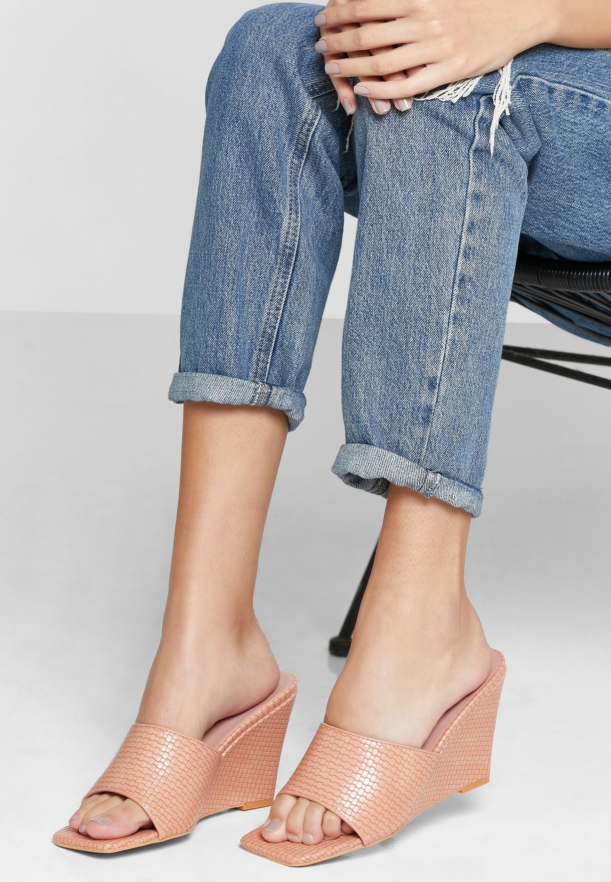 Weaved Effect Square Toe Wedge Sandal