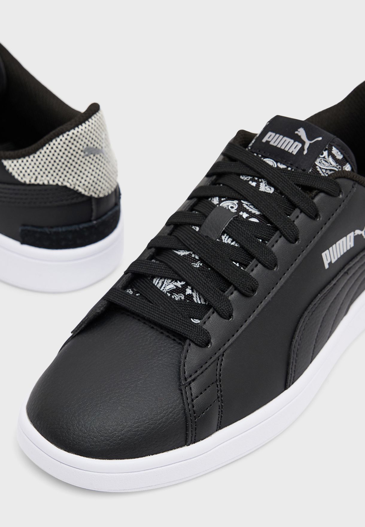 Buy PUMA black Smash V2 Patchwork Sneakers for Men in Doha, other cities