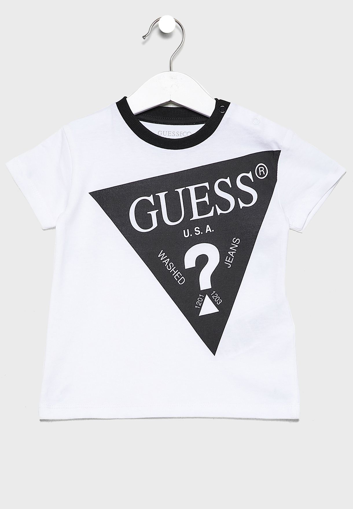 guess white and black shirt