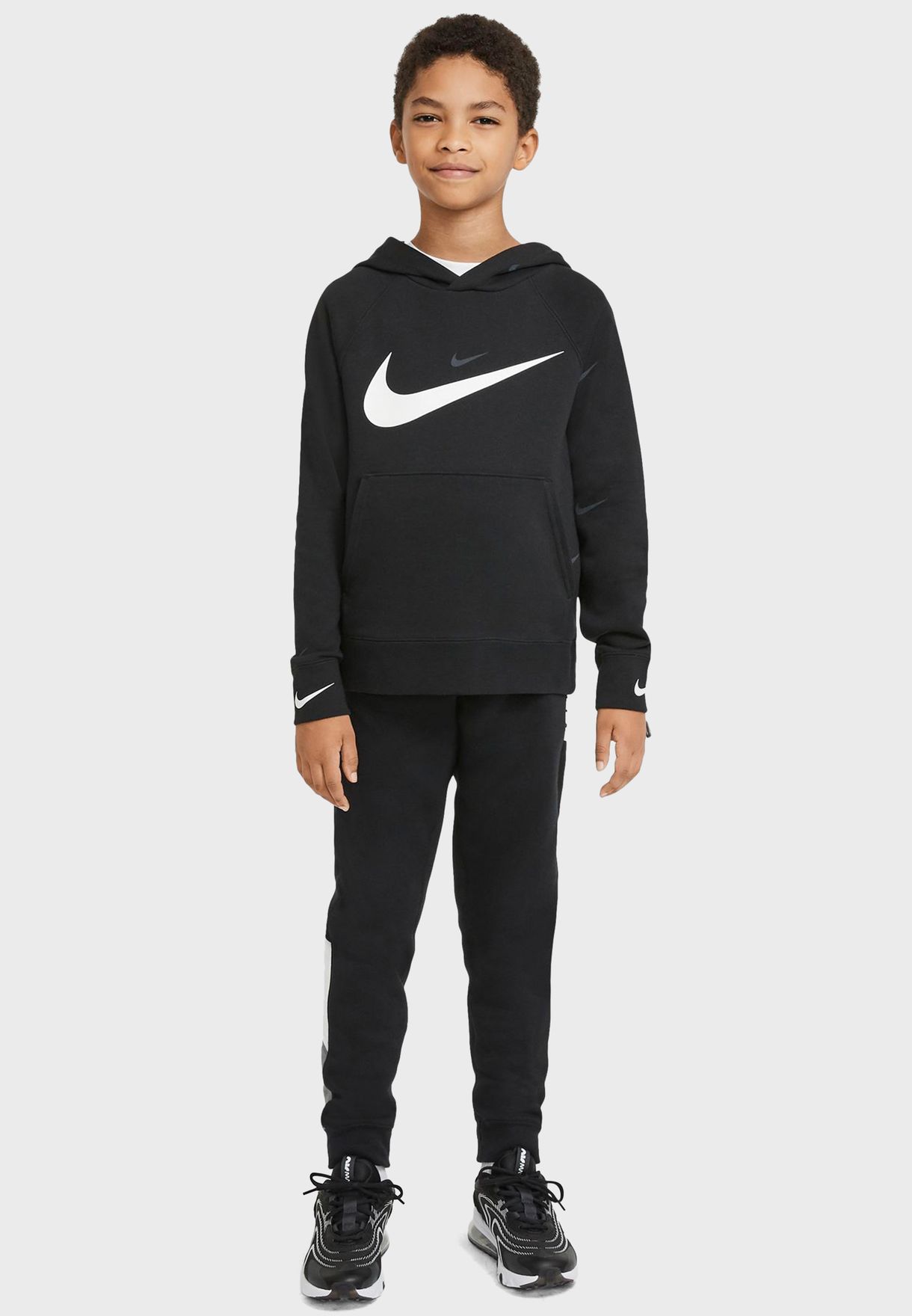 Buy Nike black Youth NSW Core Amplify Sweatpants for Kids in MENA ...