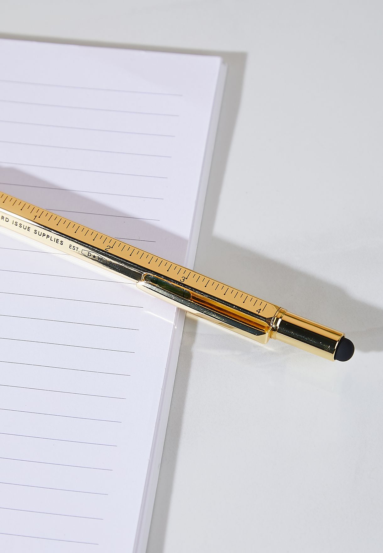 قلم أدوات معياري ذهبي اللون