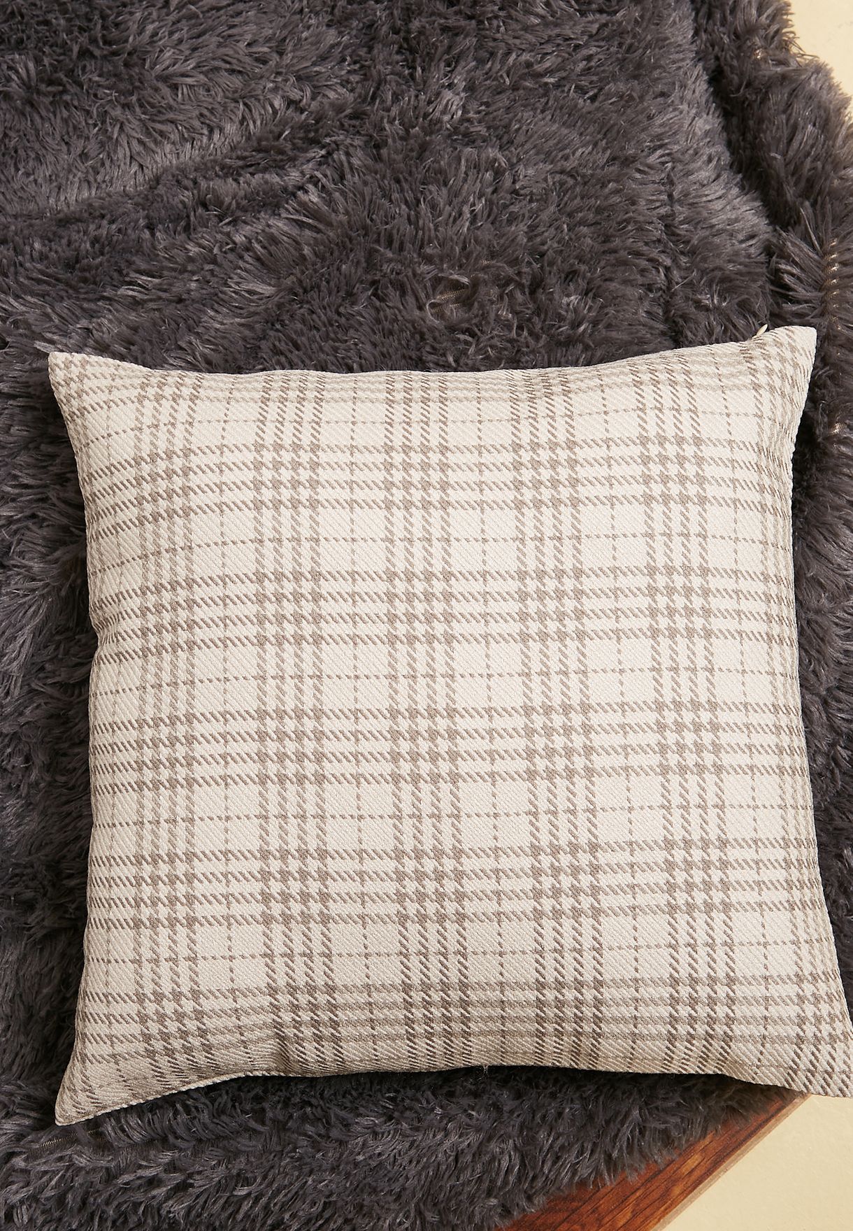 Checked Cushion With Insert 45X45Cm