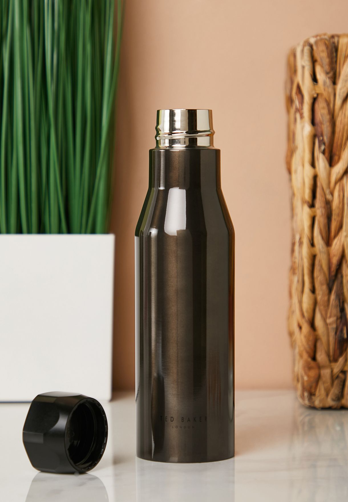 Shiny Black Water Bottle 425Ml