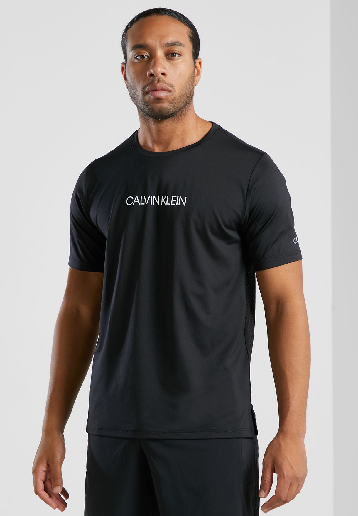 Buy Calvin Klein Performance black Essential Logo T-Shirt for Men in Kuwait  city, other cities