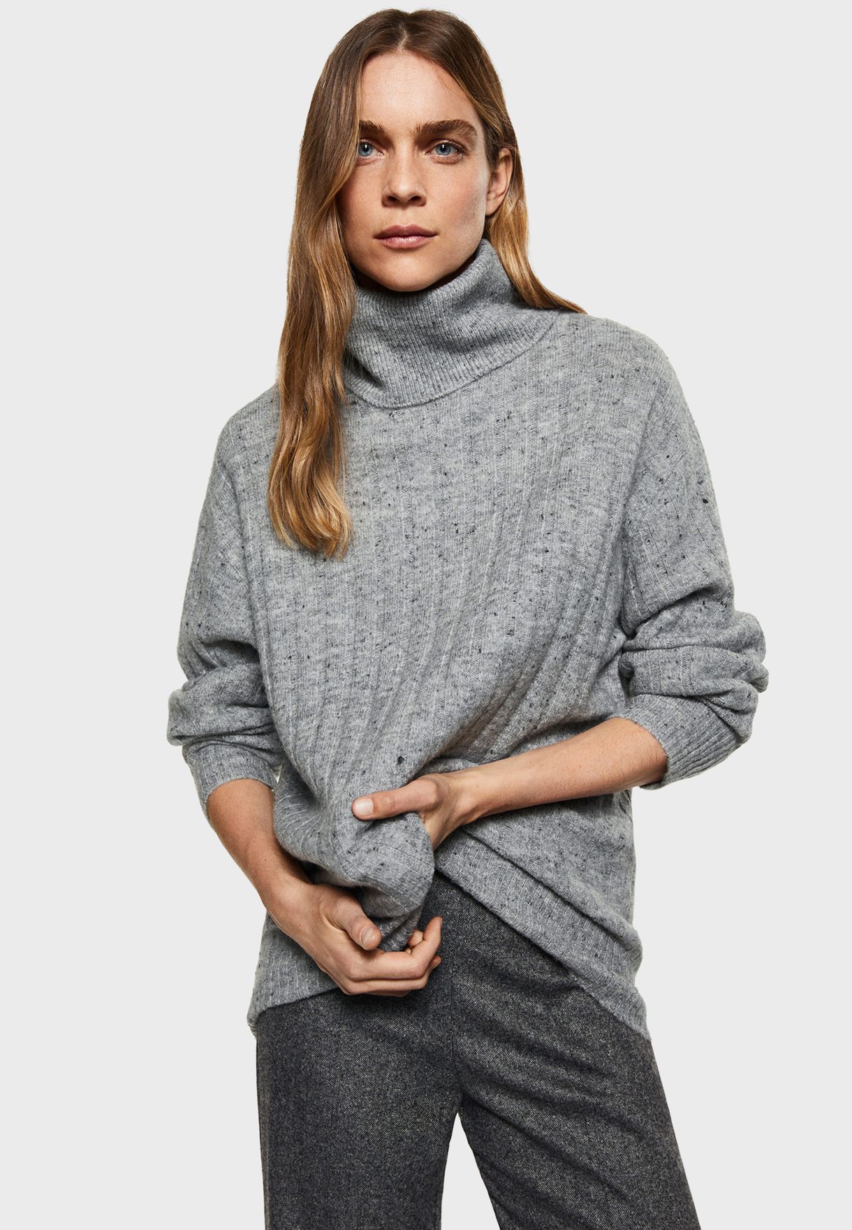 Turtle Neck Knitted Sweater