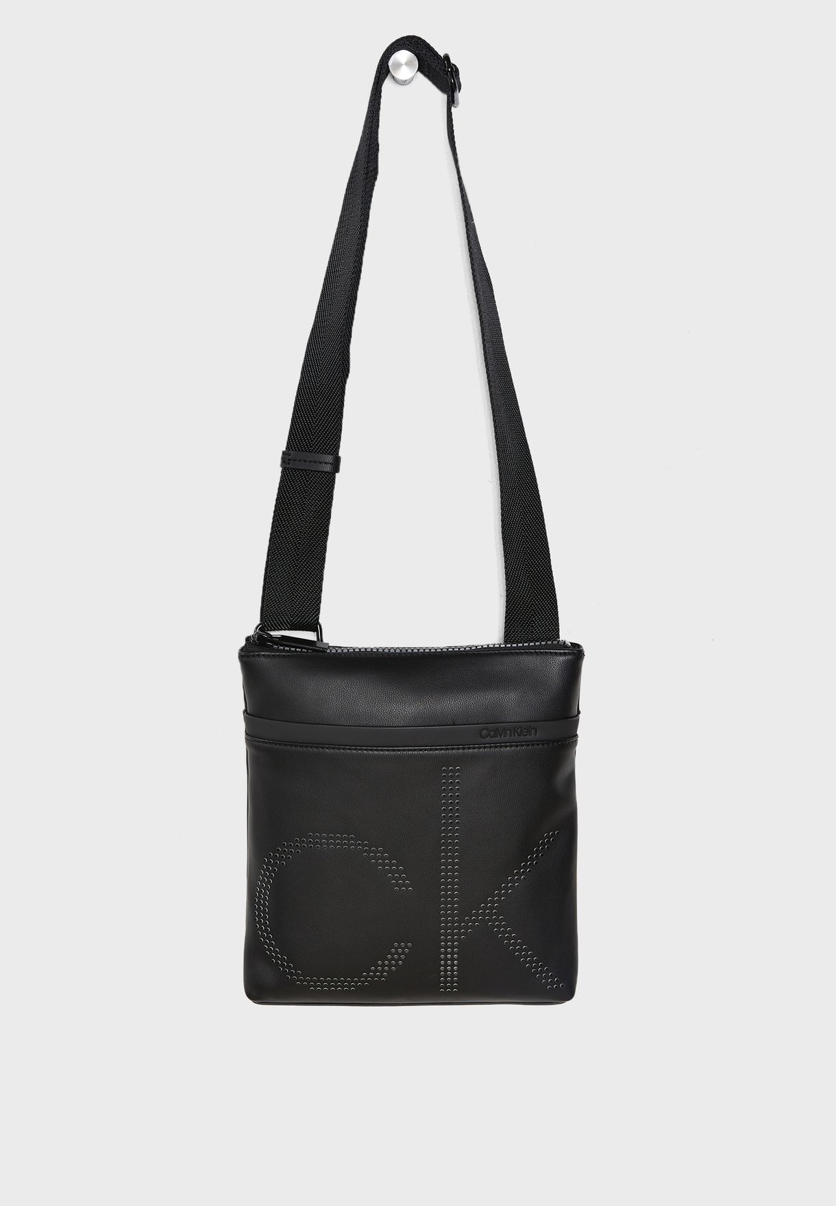 Buy Calvin Klein black Flat Crossover Messenger Bag for Men in Dubai, Abu  Dhabi