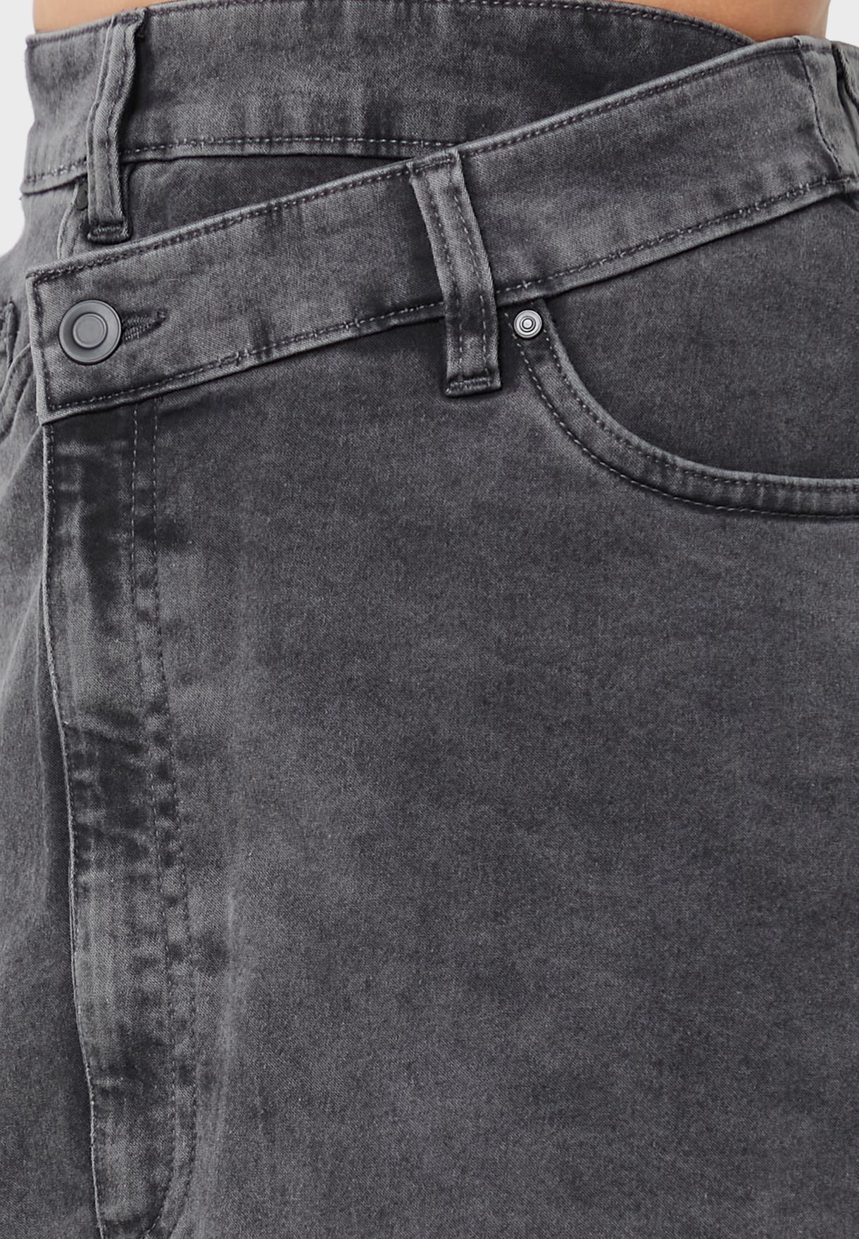 تنورة جينز ميني