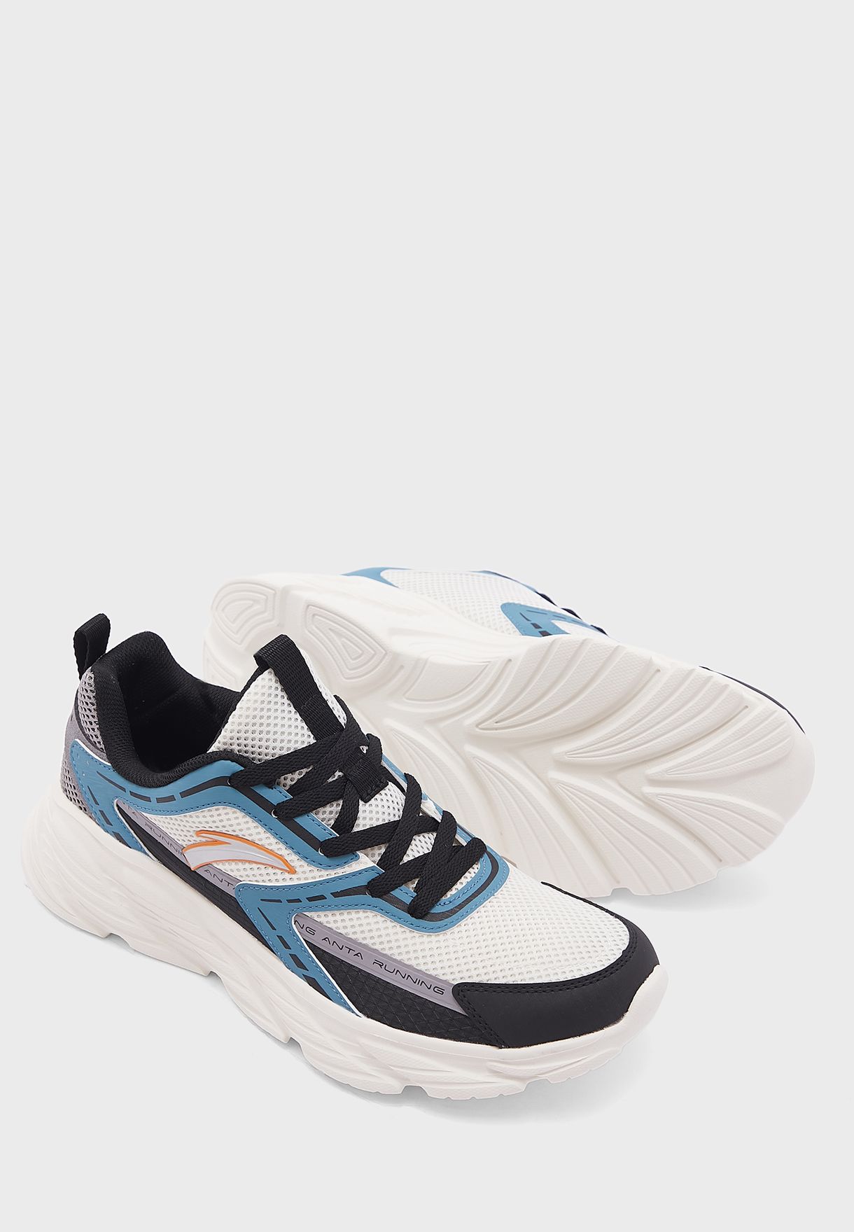 Running Shoes