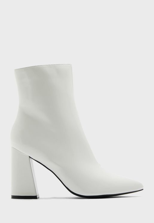 Round Point Flared Heel  Ankle Boot 