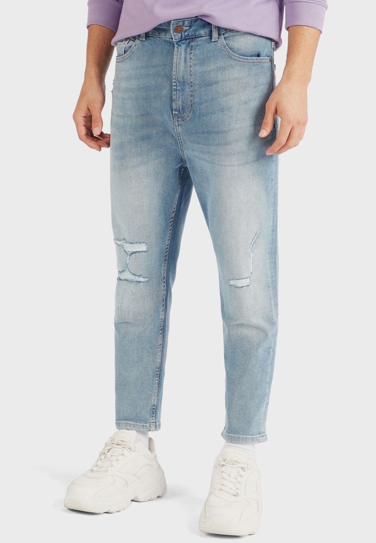 Light Wash Tapered Fit Jeans