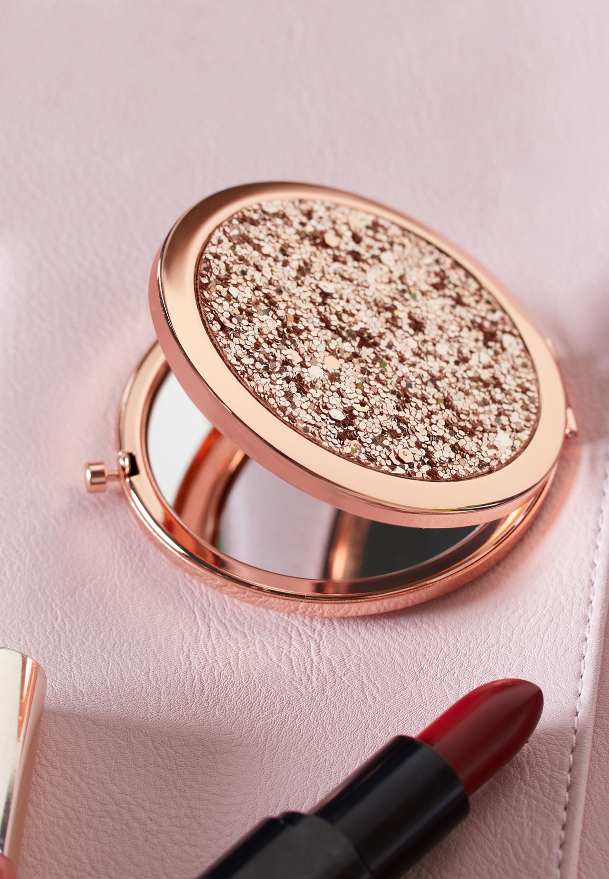 Buy New Look rosegold Glitter Compact Mirror for Women in Manama, Riffa