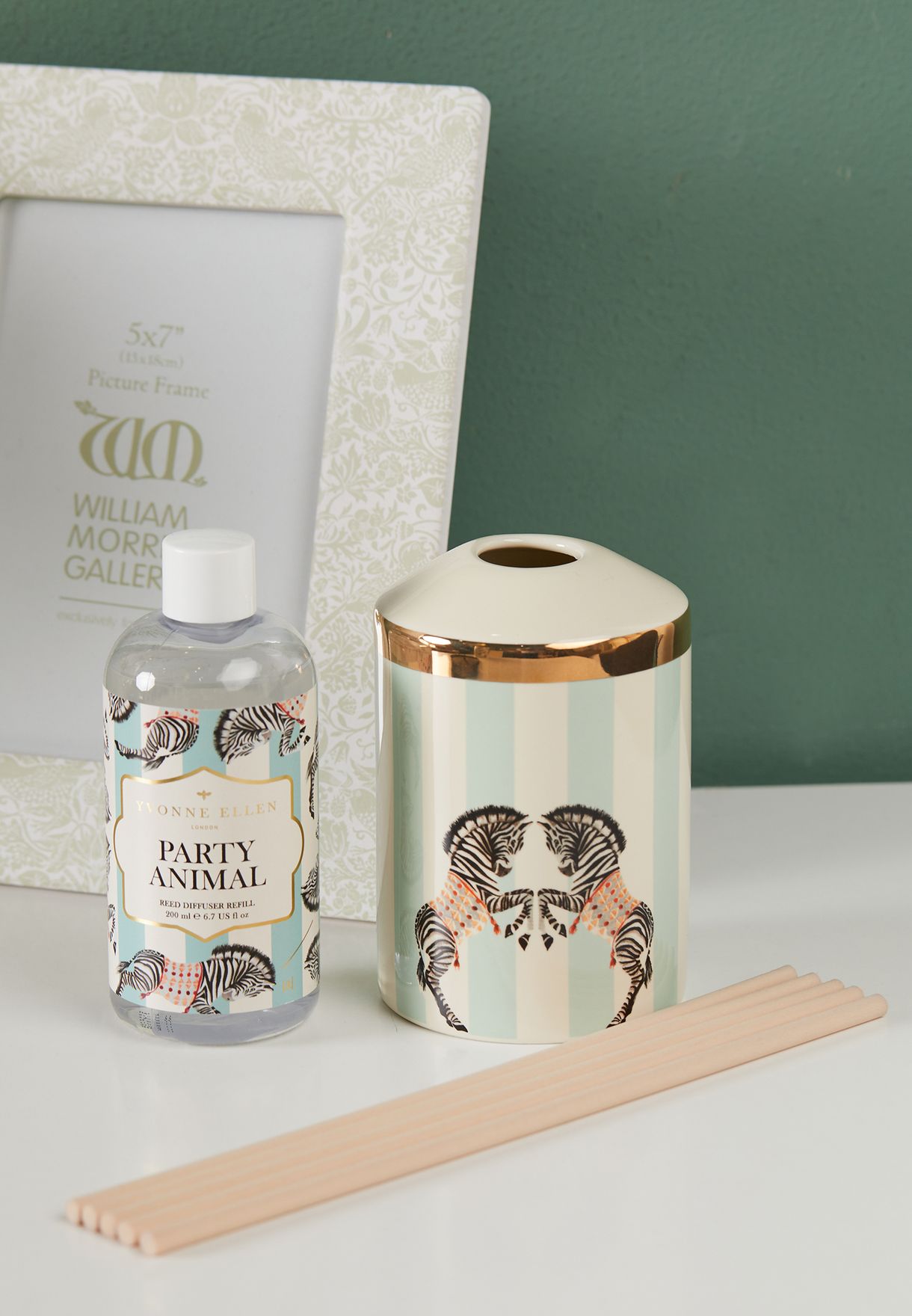 Party Animal Rich Woody Scent Reed Diffuser 200Ml