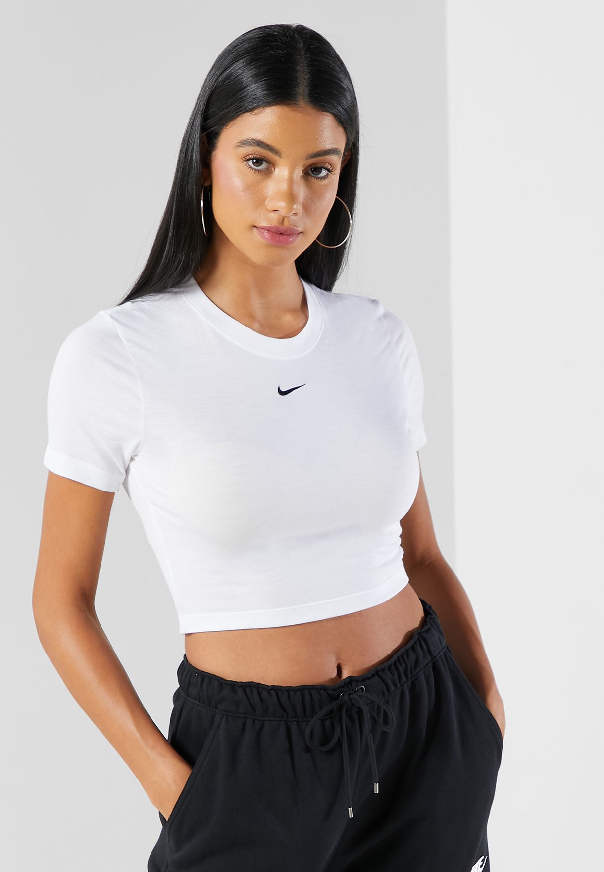 Buy Nike white Nsw Essential T-Shirt for Kids in MENA, Worldwide