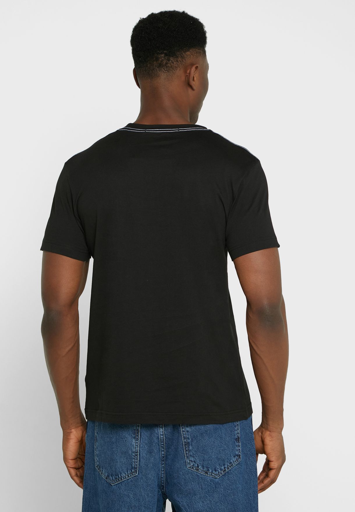 pocket crew neck t shirt