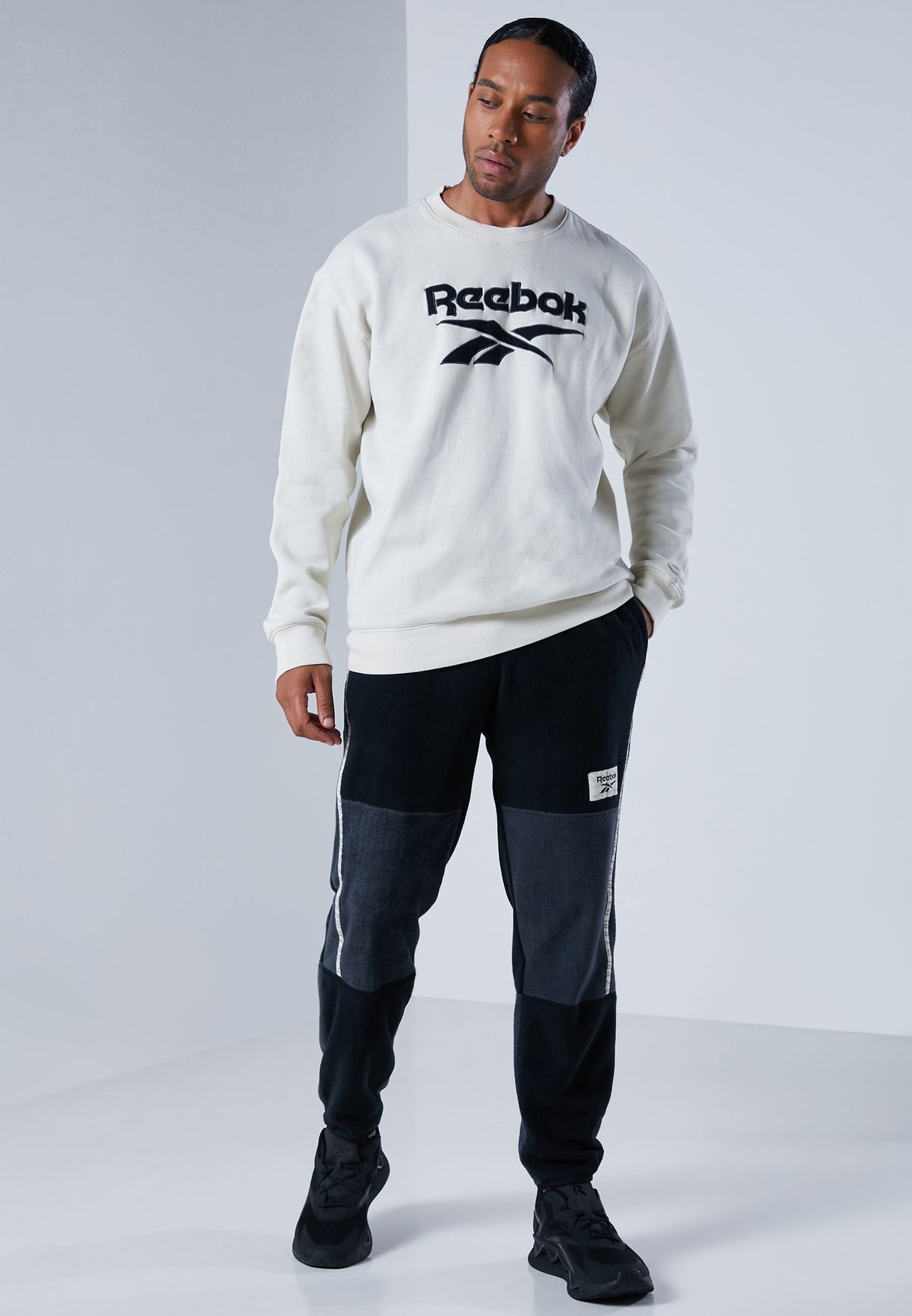 Buy Reebok white Classics Premium Vector Sweatshirt for Men in Muscat,  Salalah