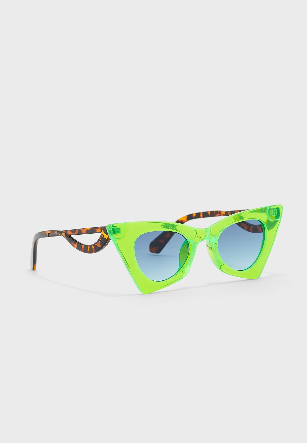 Buy Ginger green Angular Cat Eye Coloured Frame Sunglasses for Women in  Baghdad, Basra