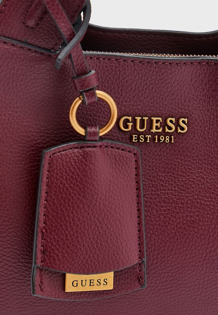 Pas på Agnes Gray I modsætning til Buy Guess burgundy Zed Small Girlfriend Tote Bag for Women in Kuwait city,  other cities