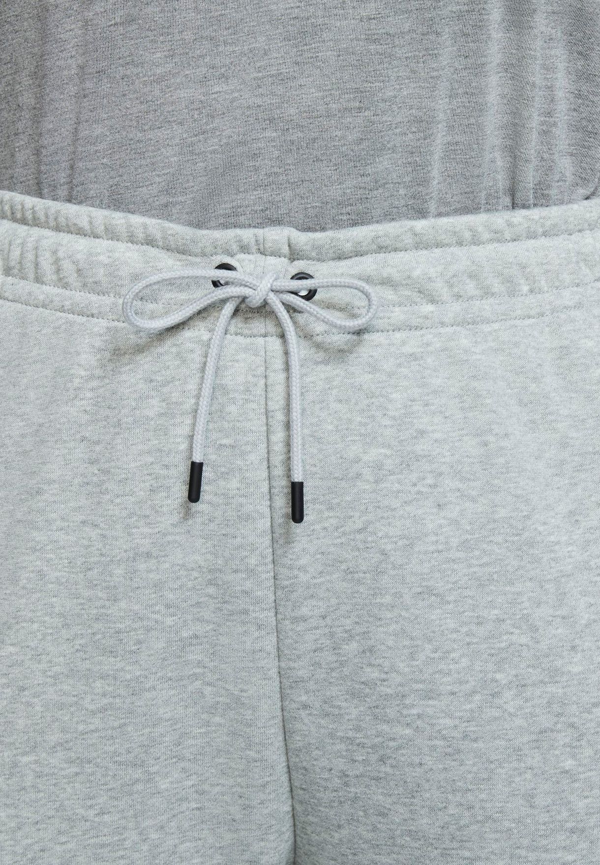 nike essential fleece sweatpants