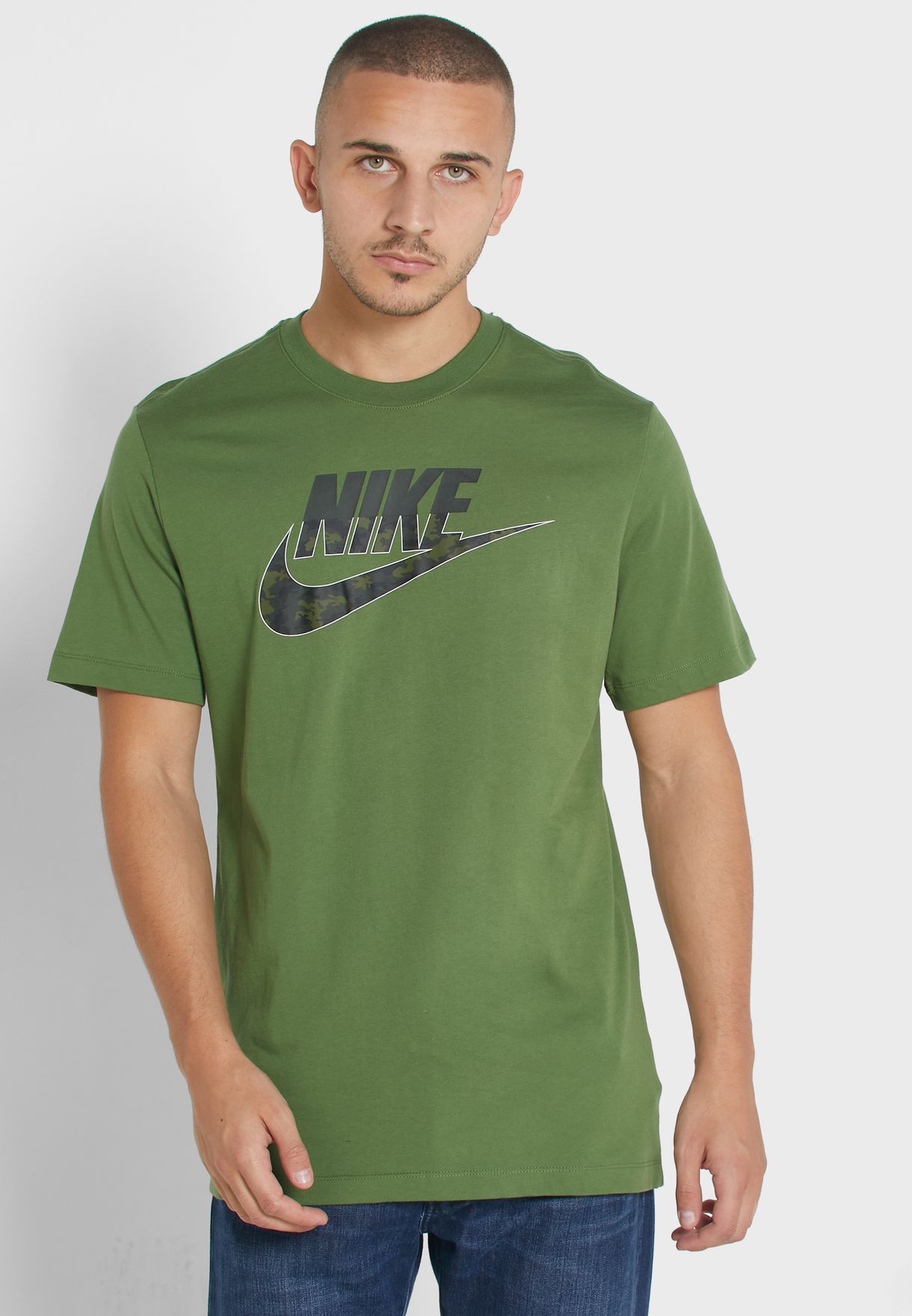 green shirt nike