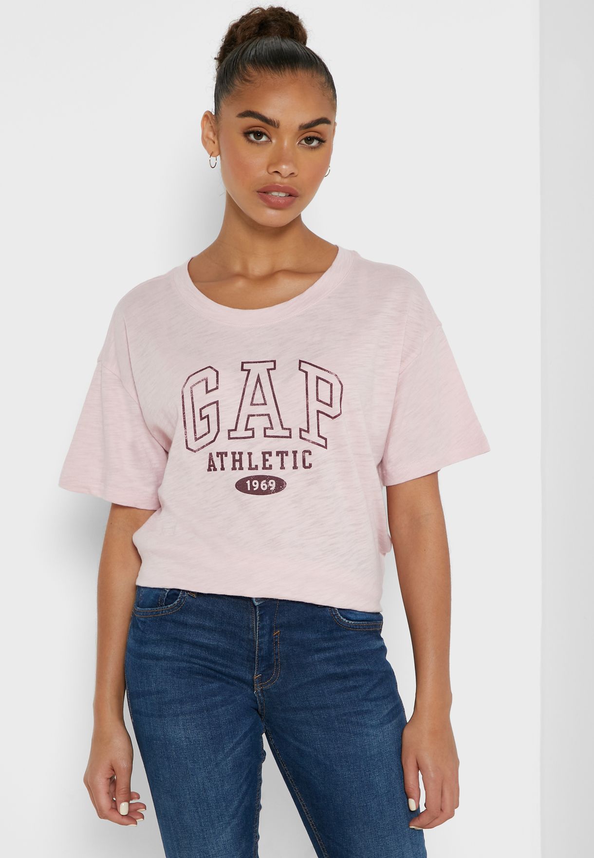 gap pink t shirt