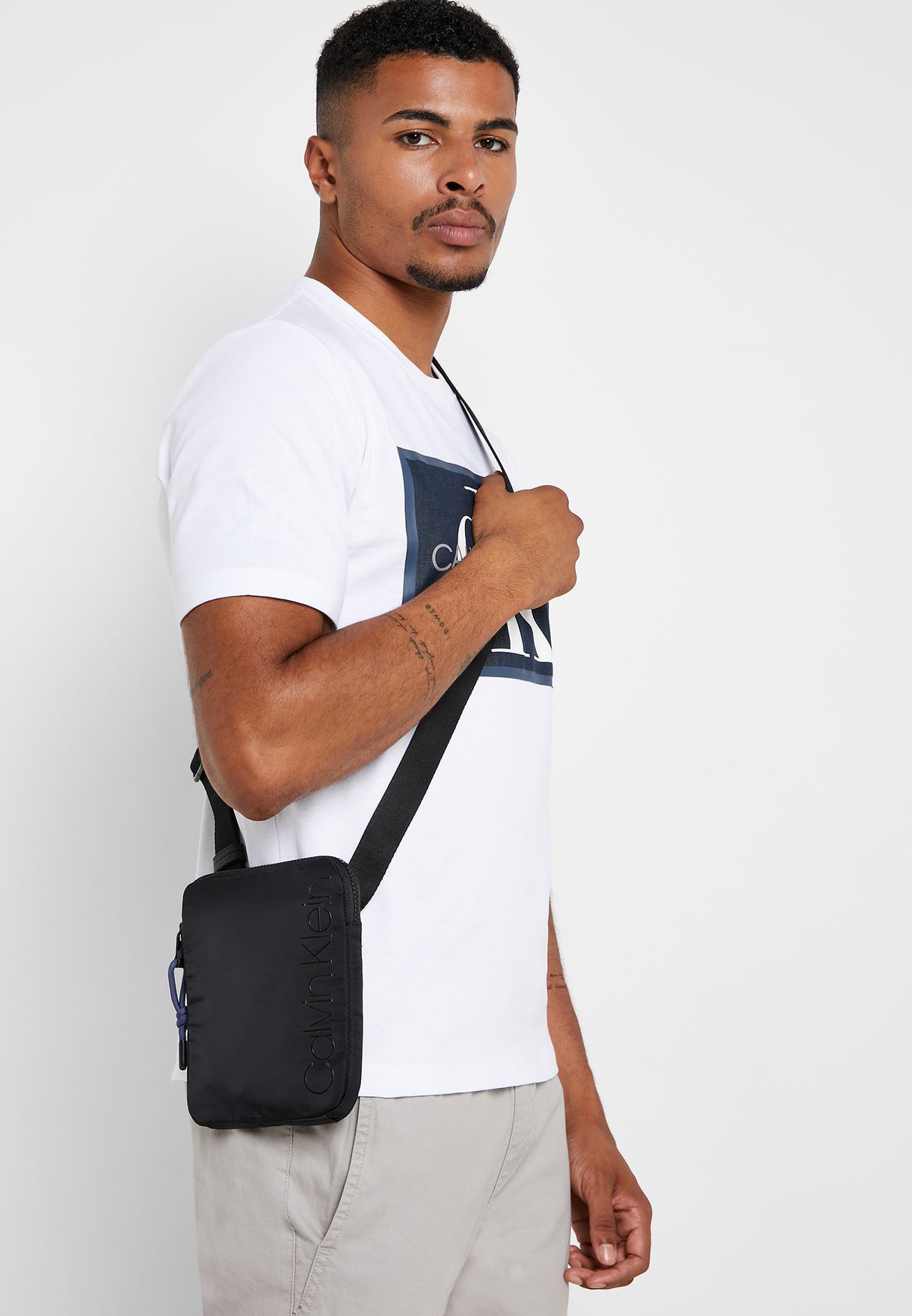 Buy Calvin Klein black Trail Mini Flat Messenger Bag for Men in Muscat,  Salalah