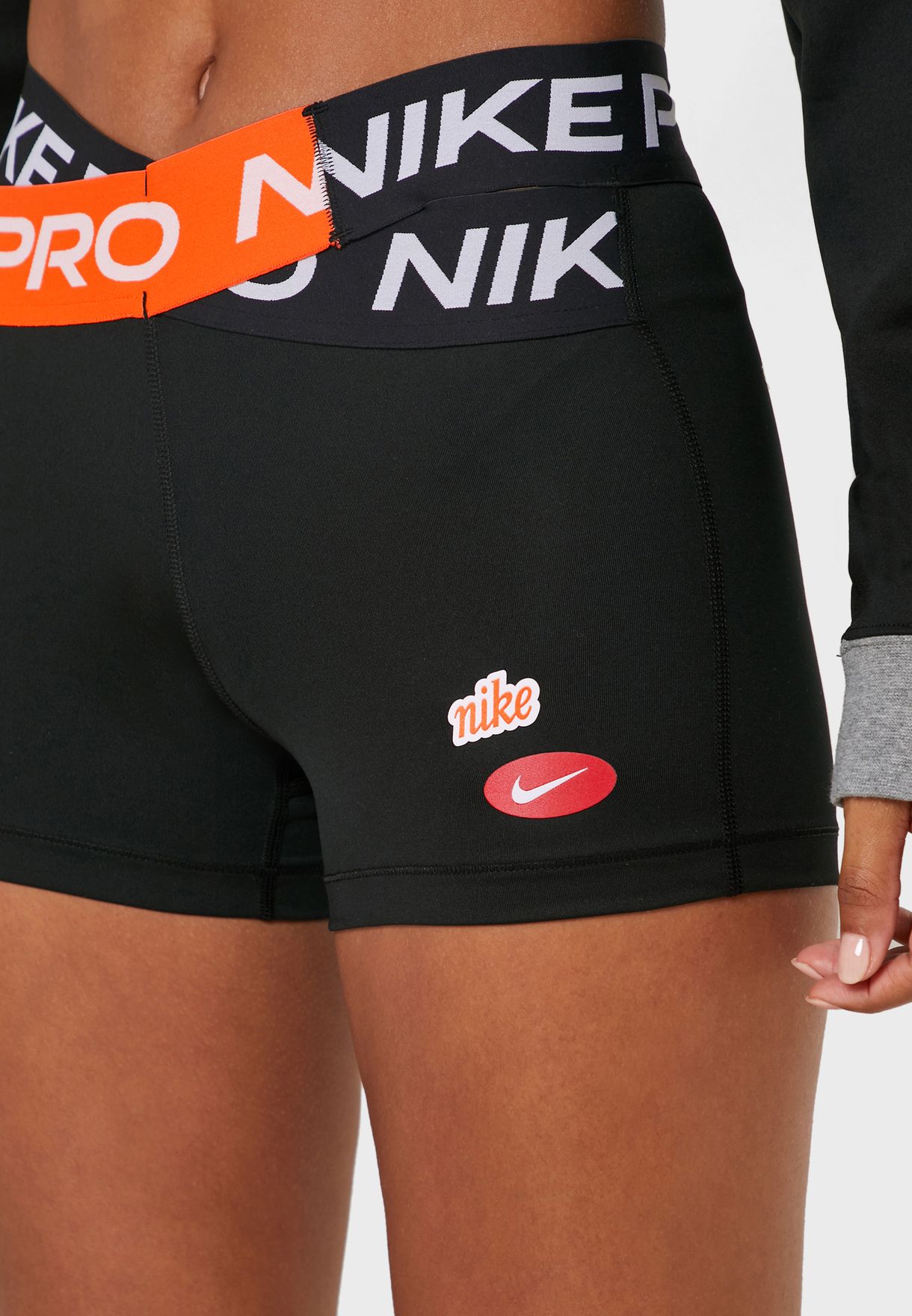 nike pro clash shorts