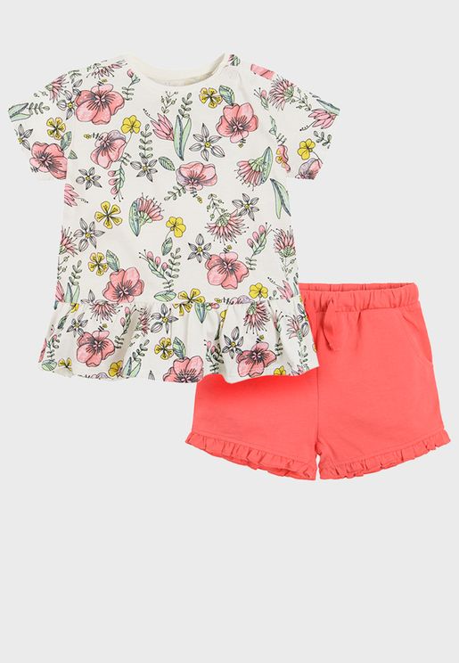 Infant Flower Print T-Shirt & Shorts Set