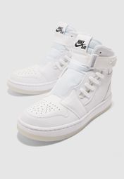 nike air jordan 1 nova trainers in white