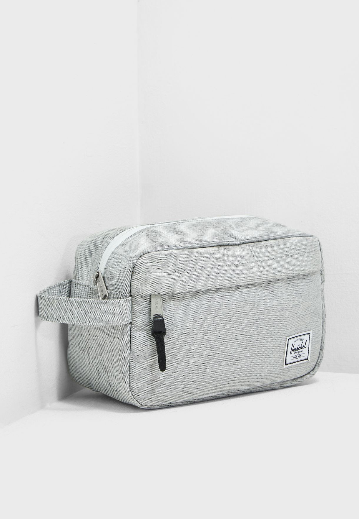 herschel travel toiletry bag