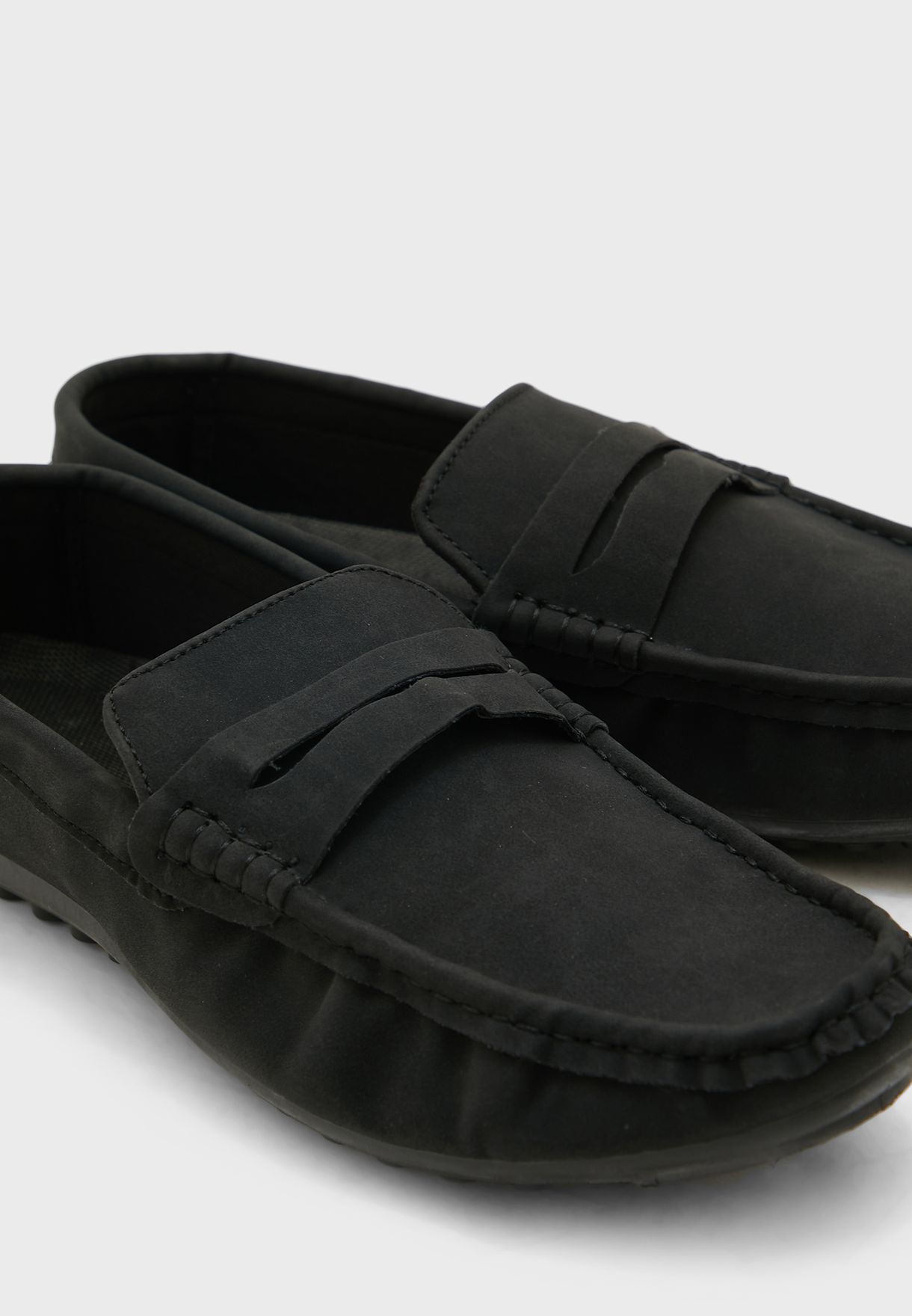 Saddle Detail Casual Loafers