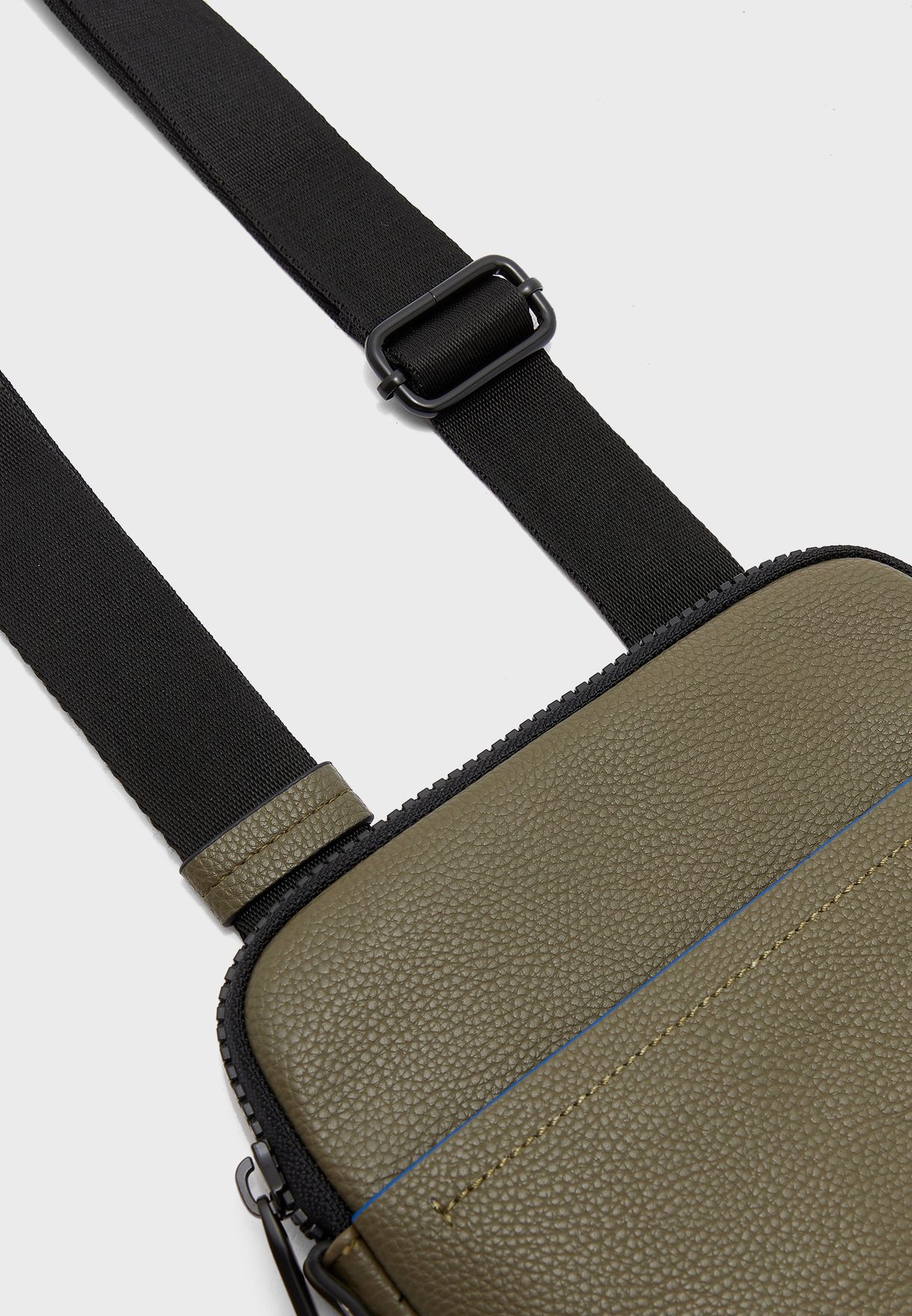 messenger bag cross strap