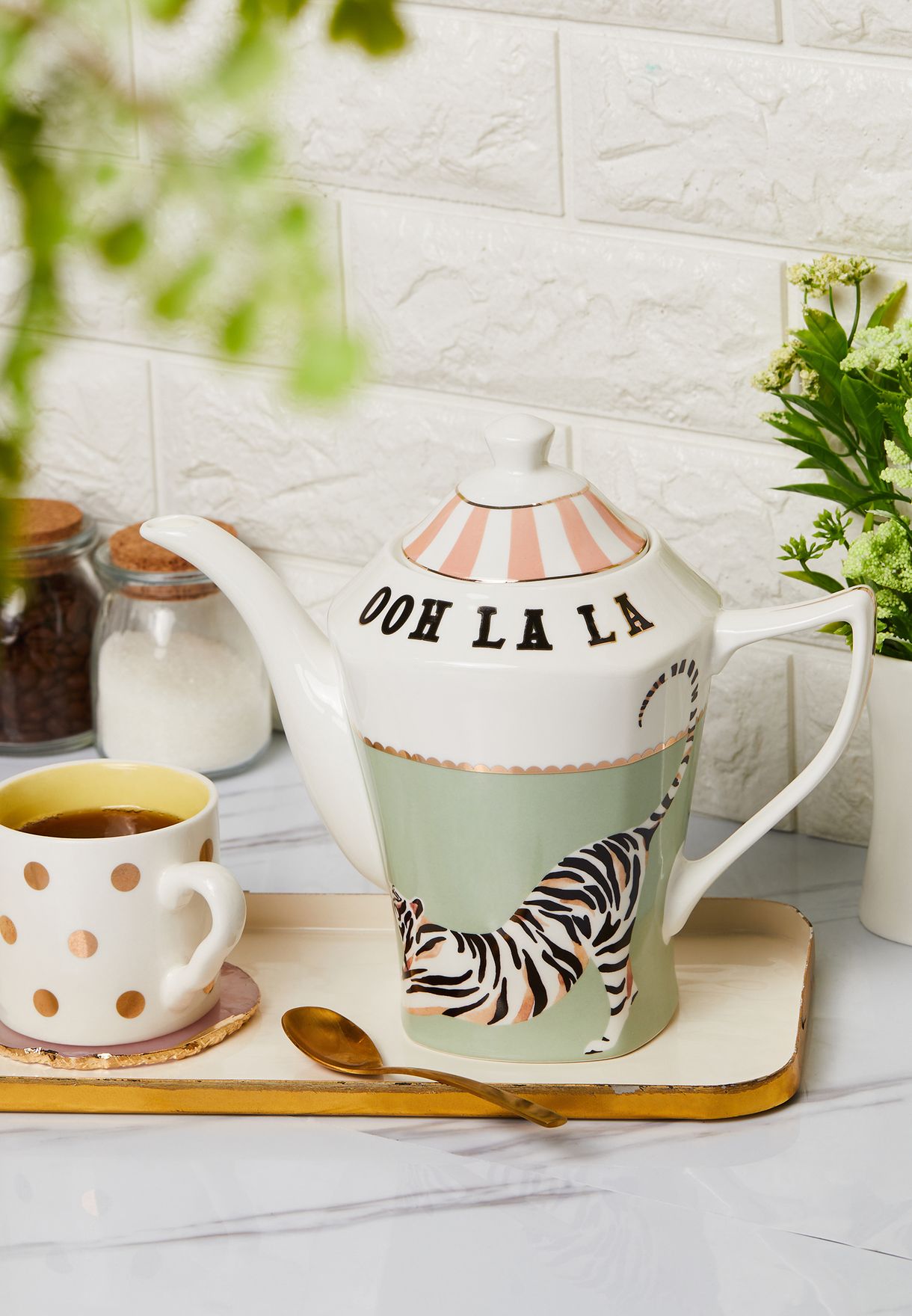 Ooh La La Tiger Teapot 