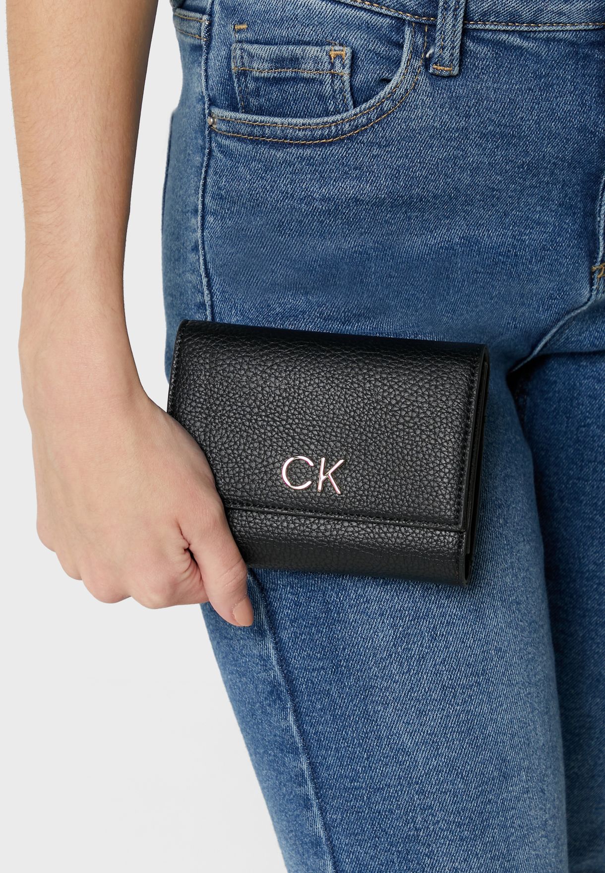 Re Lock Trifold Medium Wallet
