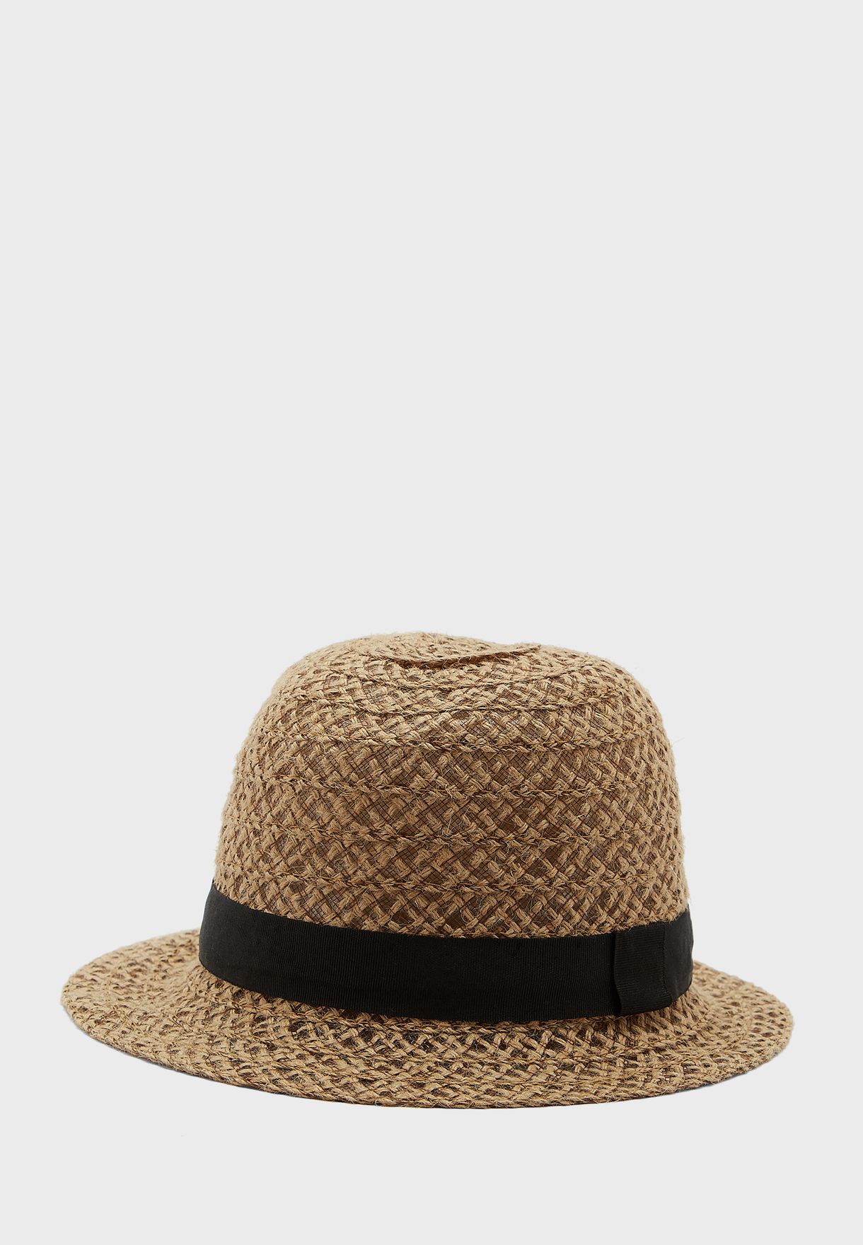 قبعة عصرية