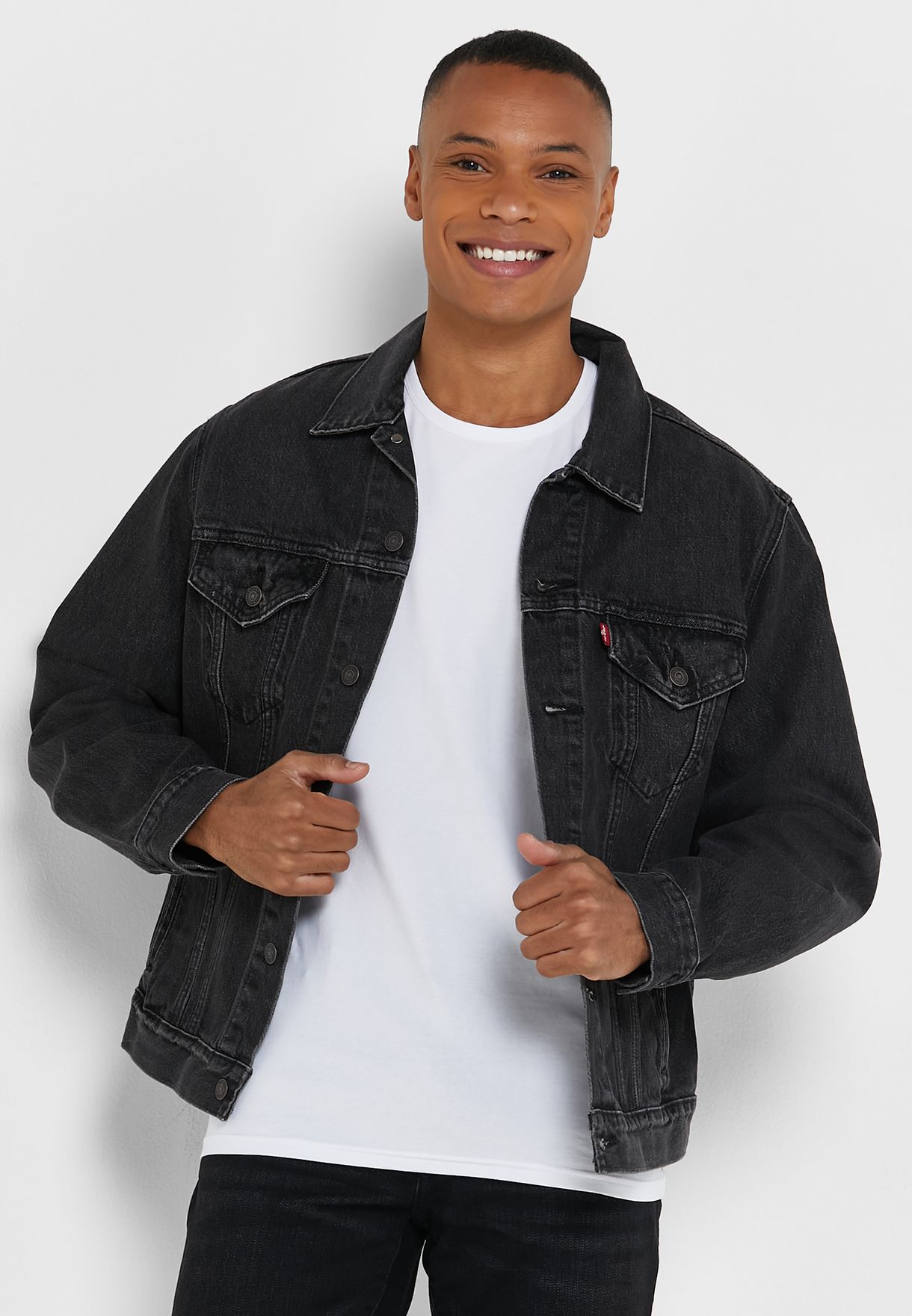 Buy Levis black Denim Vintage Fit Jacket for Men in MENA, Worldwide