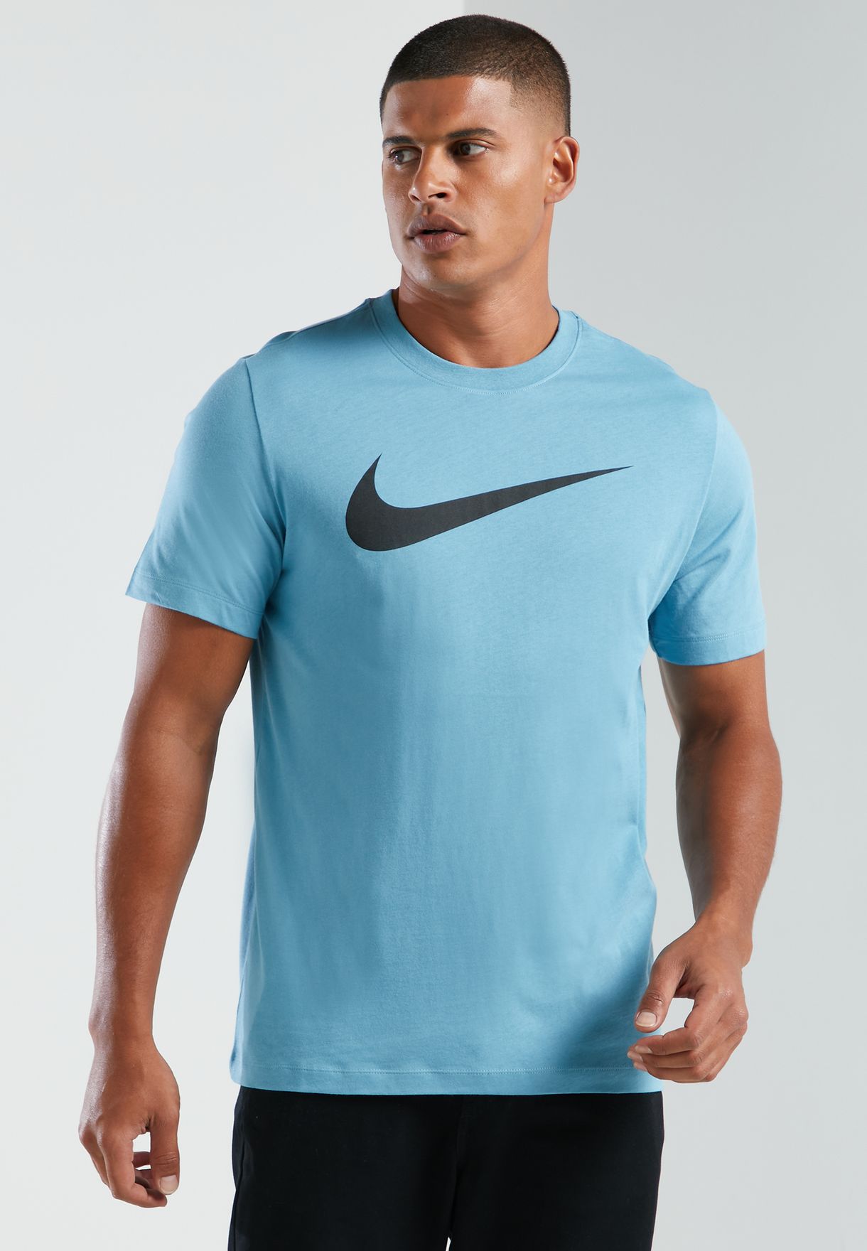 Buy Nike blue NSW Icon Swoosh T-Shirt for Men in MENA, Worldwide