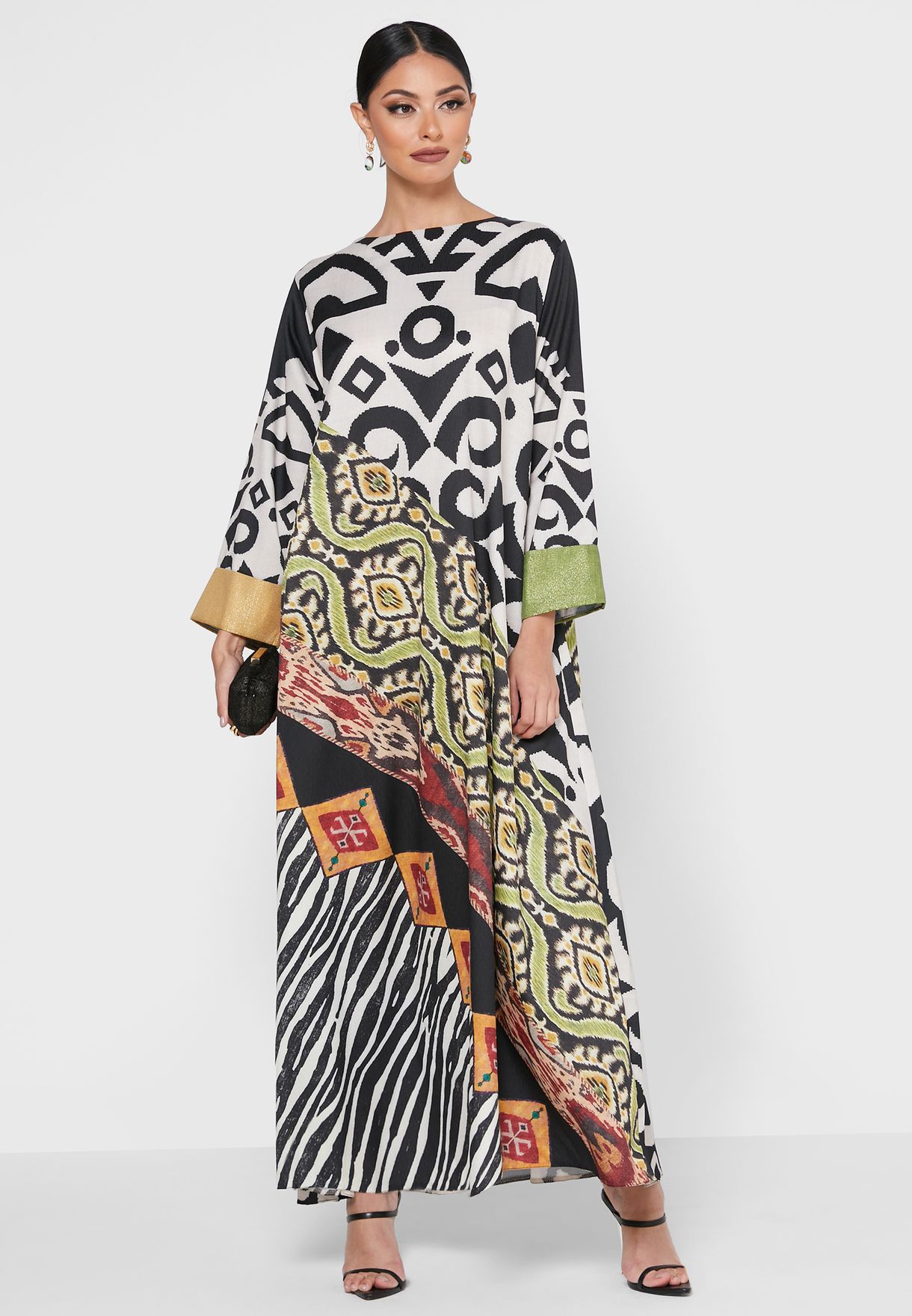 Buy Thouq multicolor Printed Abaya for Women in MENA, Worldwide