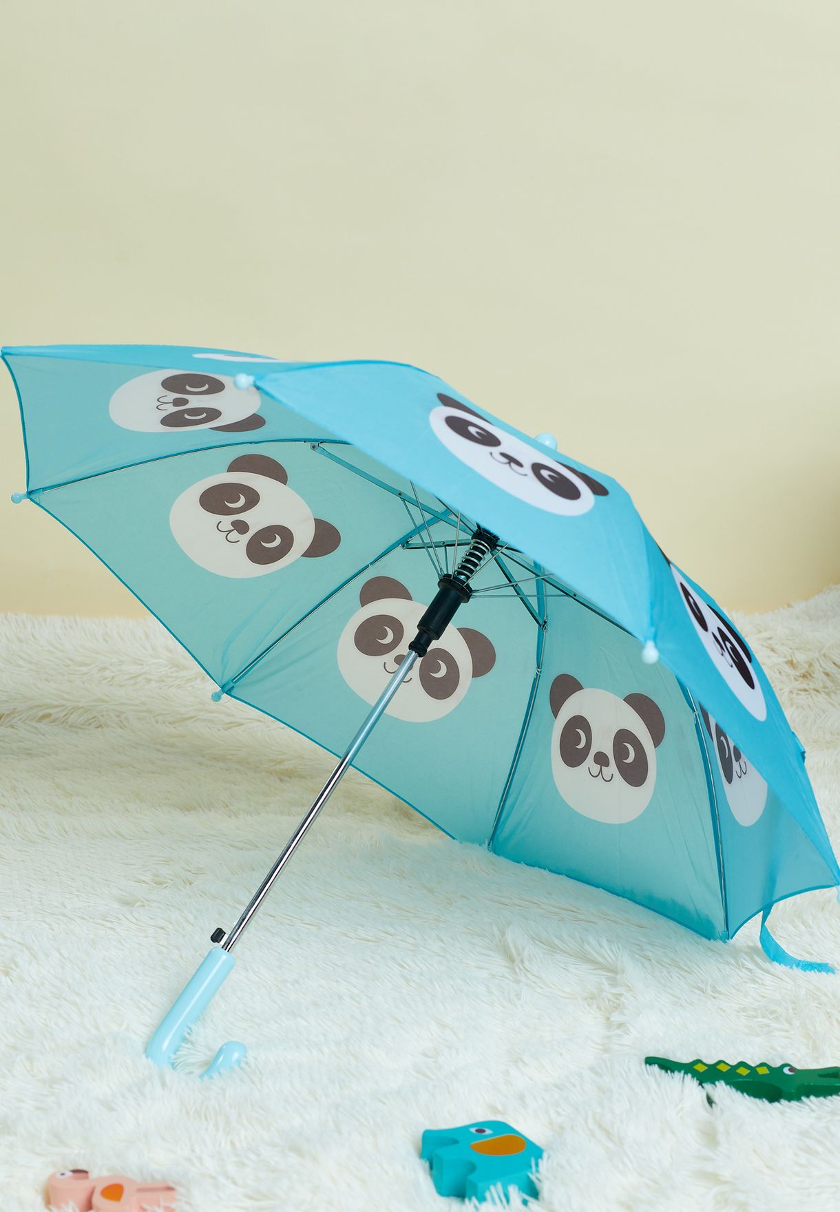 مظلة بطبعات باندا للاطفال