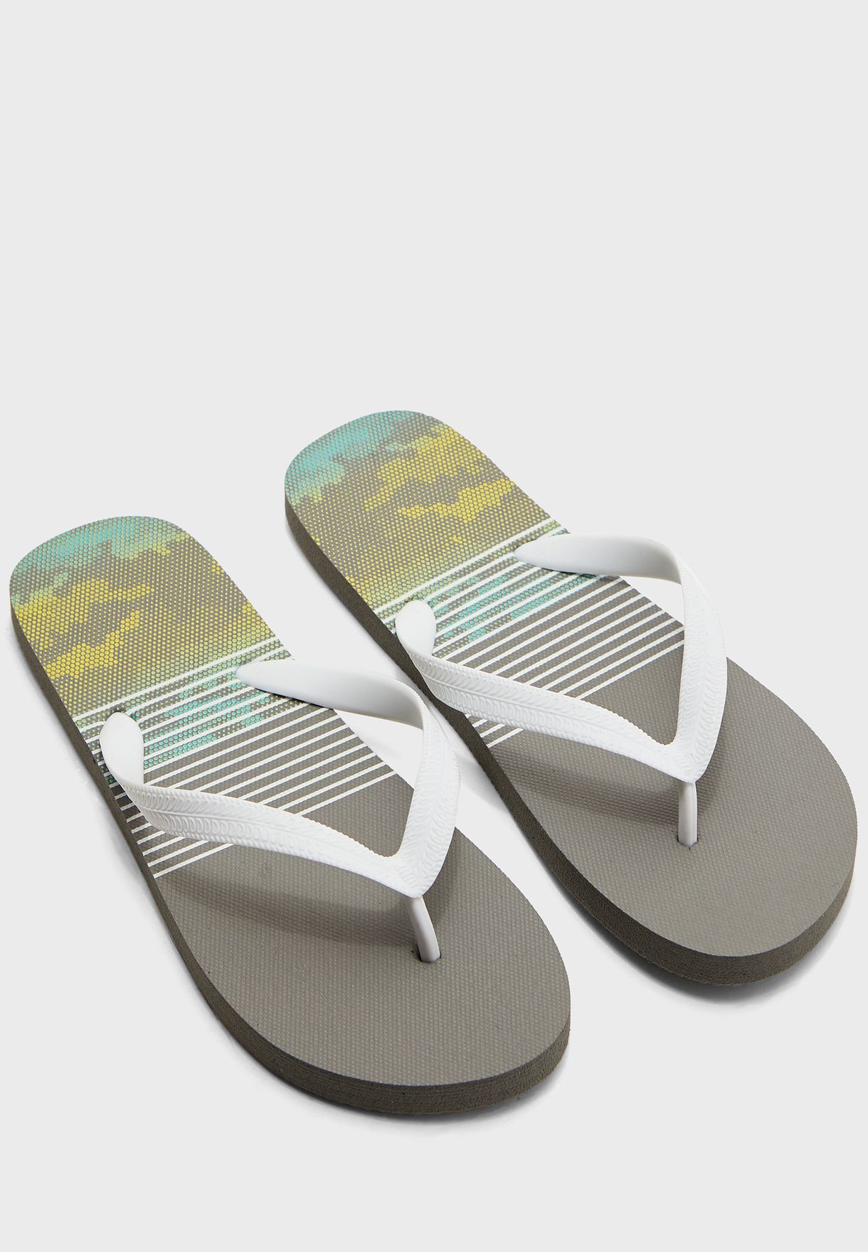 mens narrow flip flops