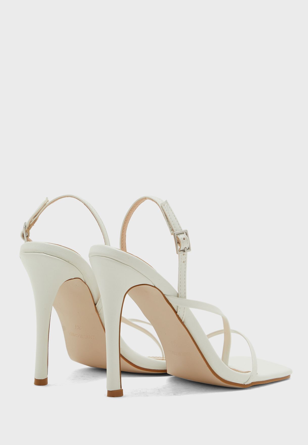 Curved Strappy Square Toe Sandals 