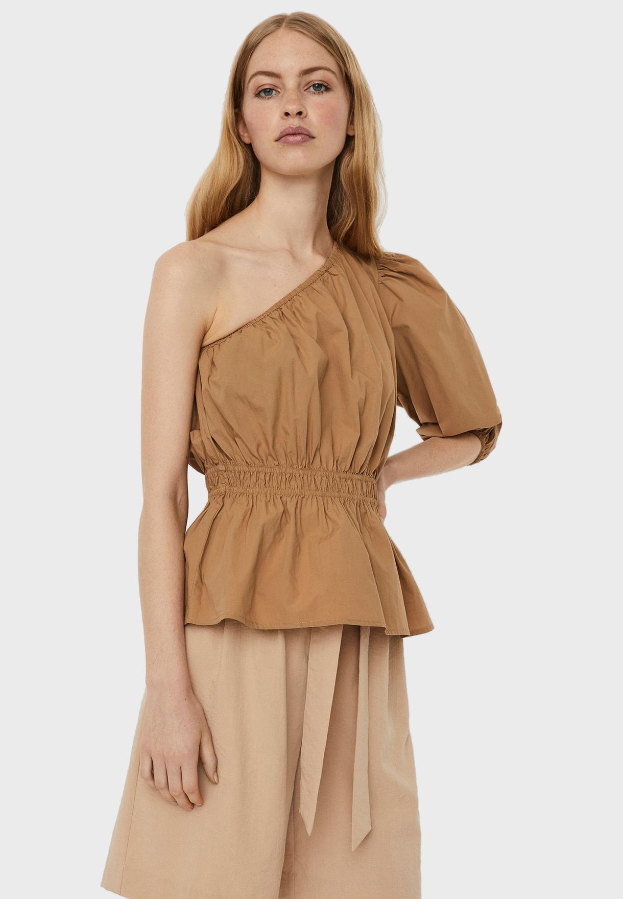 Duchess længde manuskript Buy Vero Moda brown One Shoulder Top for Women in Dubai, Abu Dhabi -  10200000