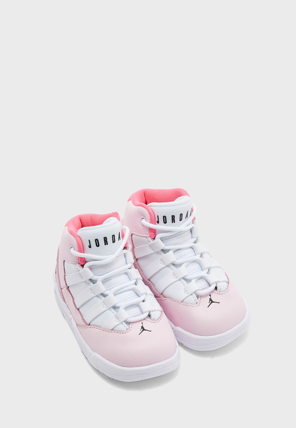 jordan max aura infant pink