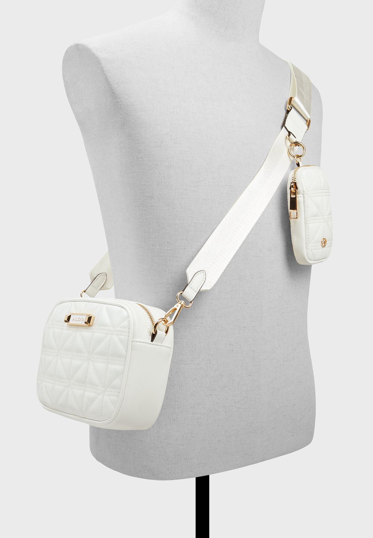 Halaberyn Crossbody